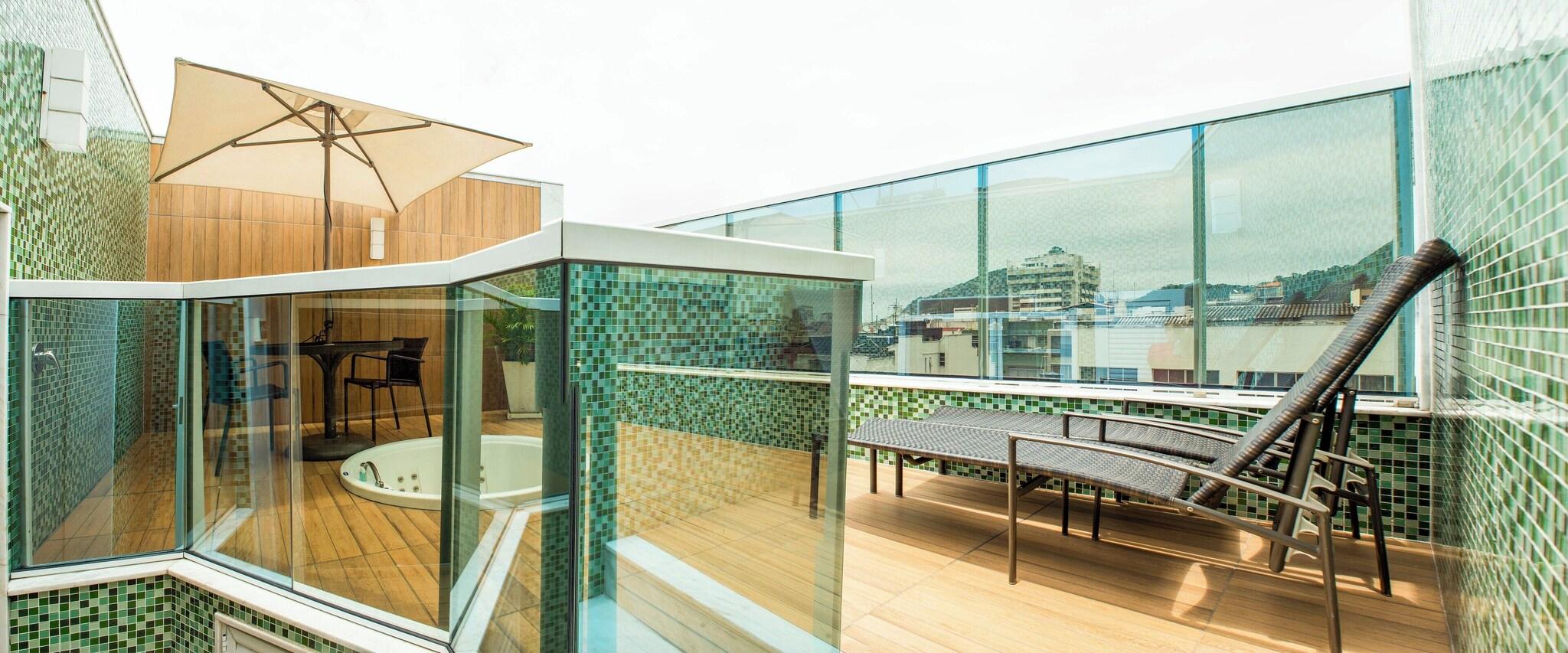 Suite Two Queen Beds