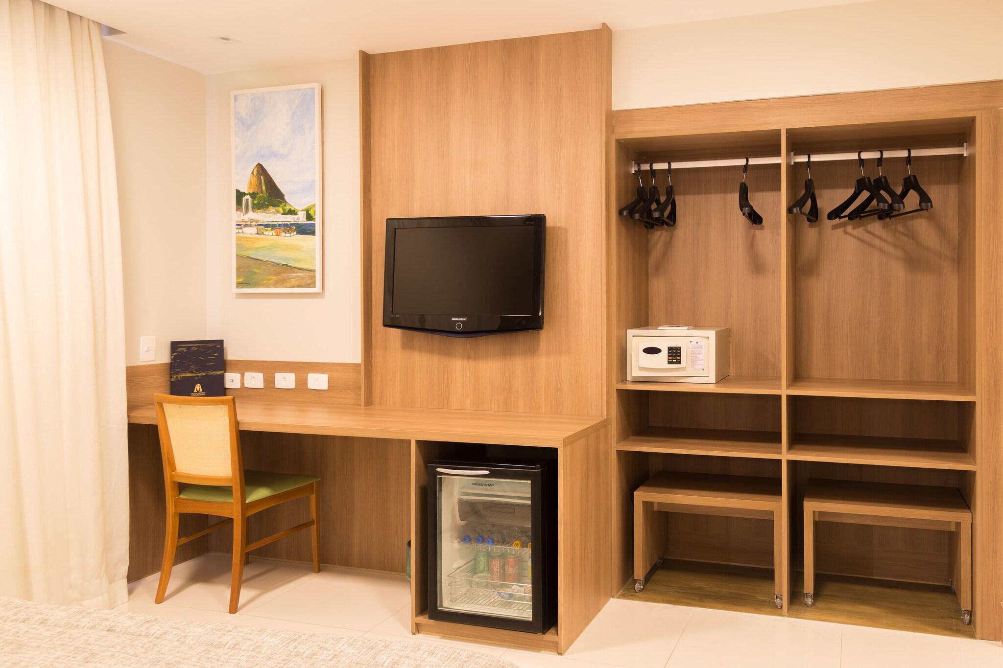 Suite Queen Size Bed