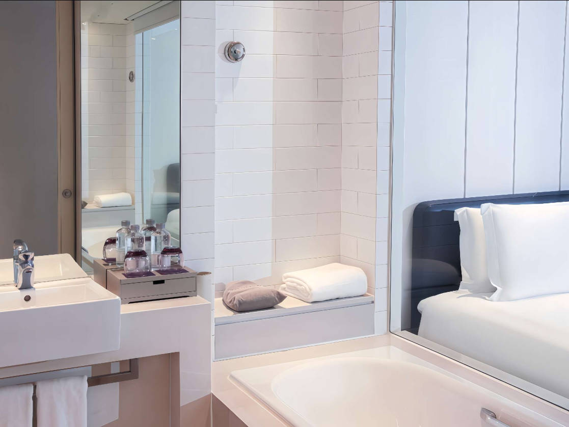 Twin Deluxe Executive