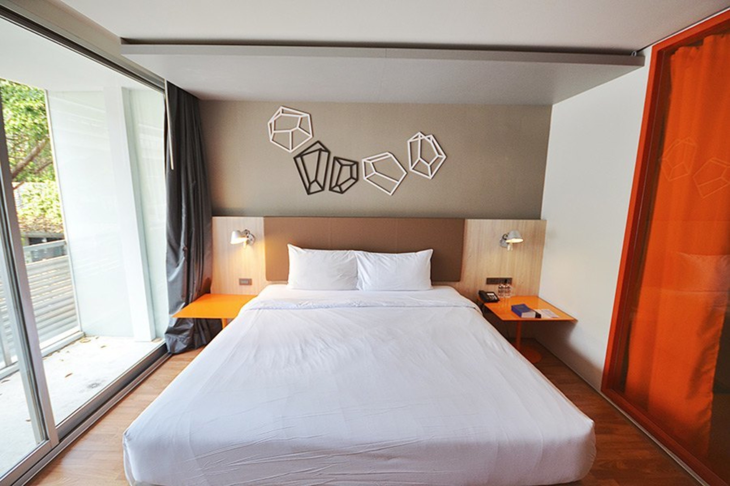 Double or Twin Standard