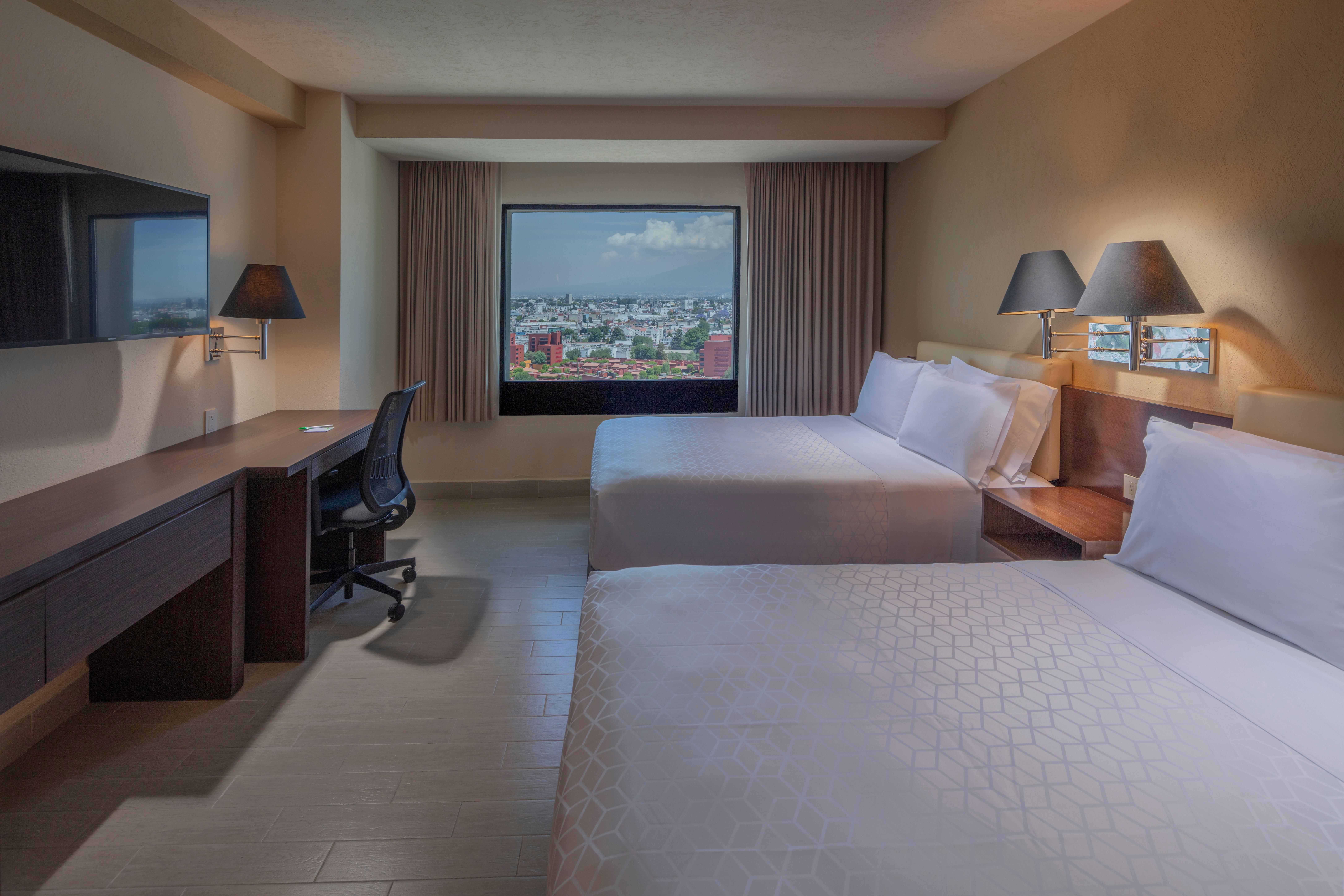 Quadruple Two Queen Beds