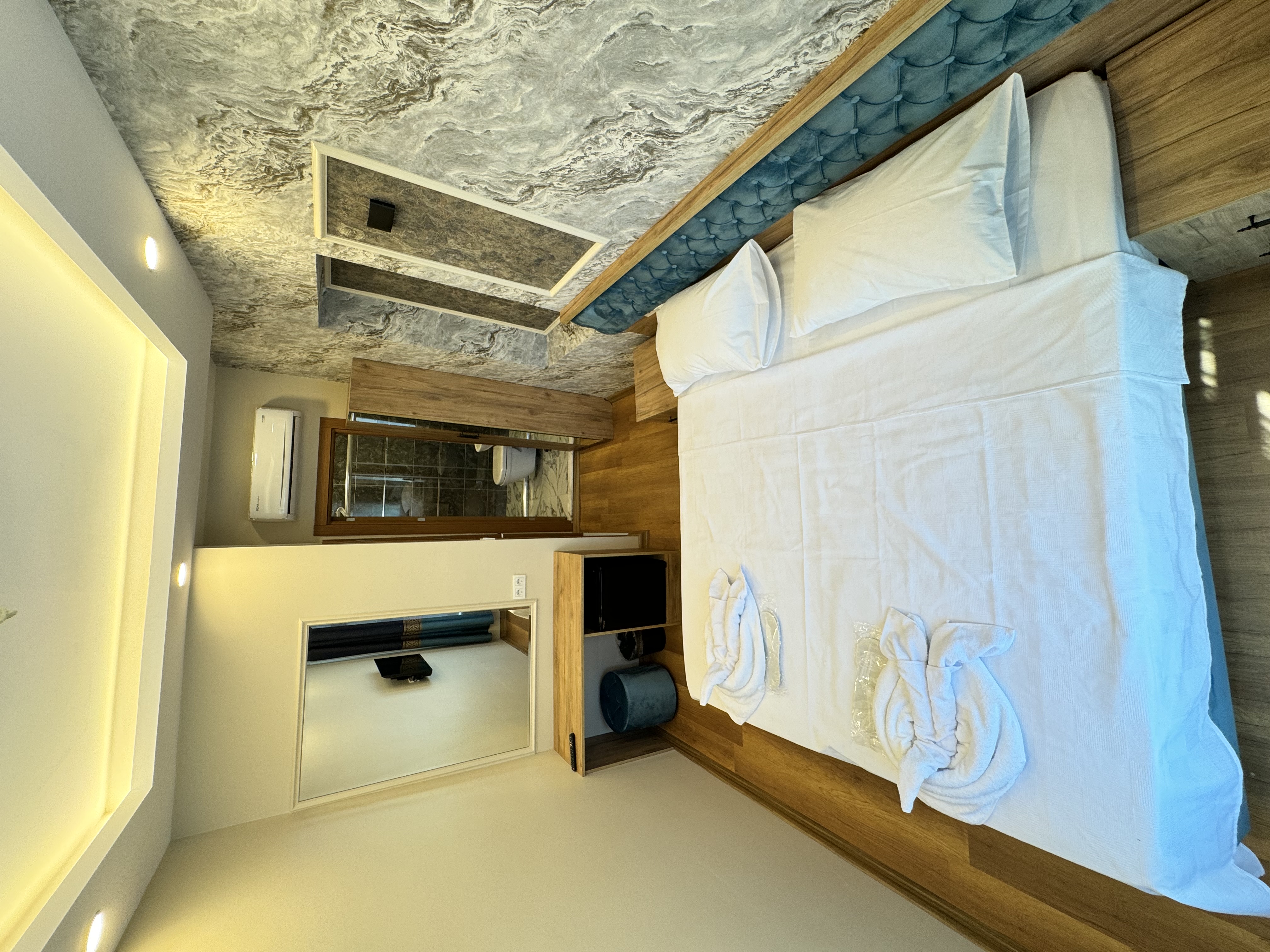 Triple Superior King Bed