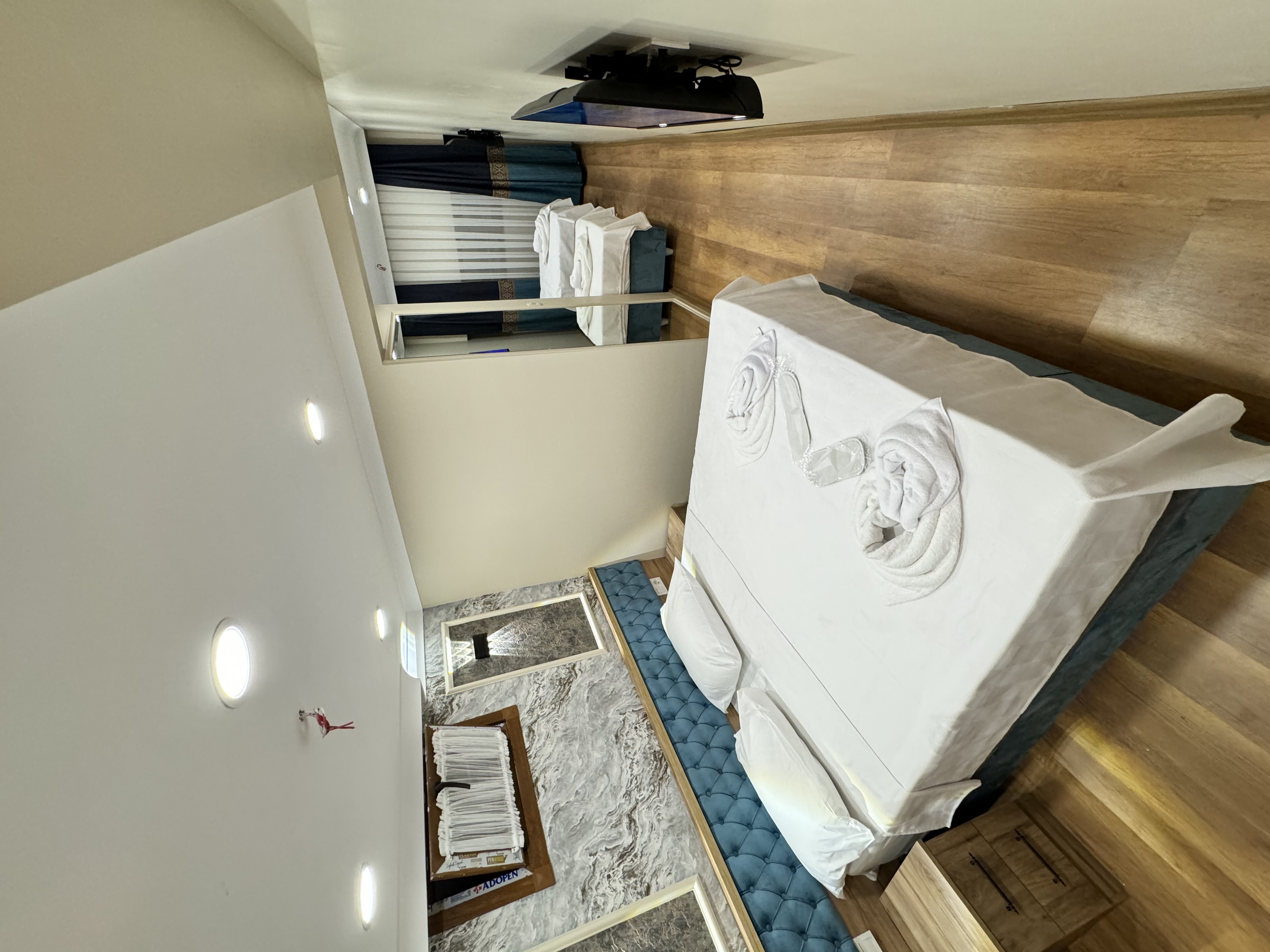 Family Room Connecting Room