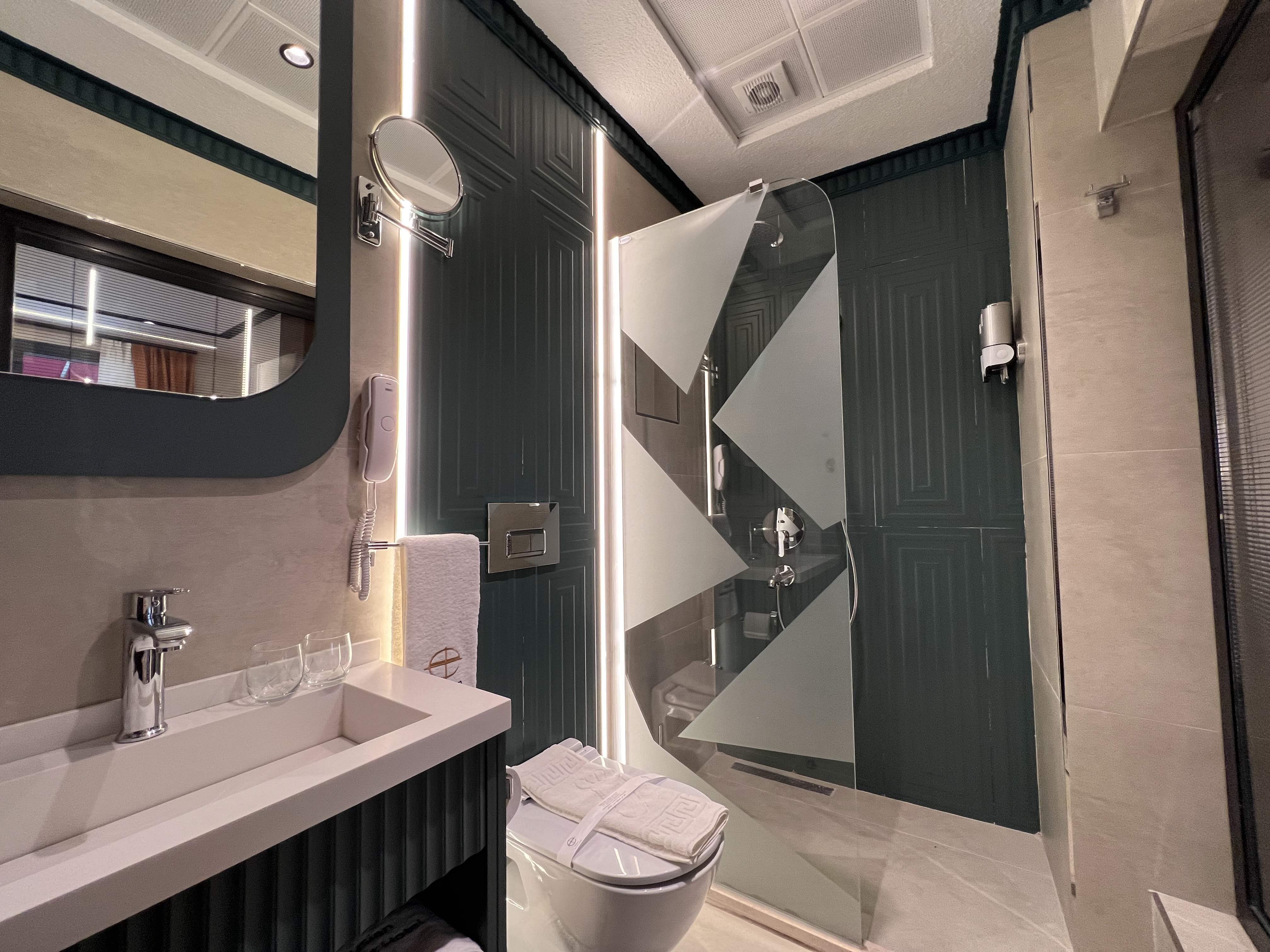 Double Deluxe Superior