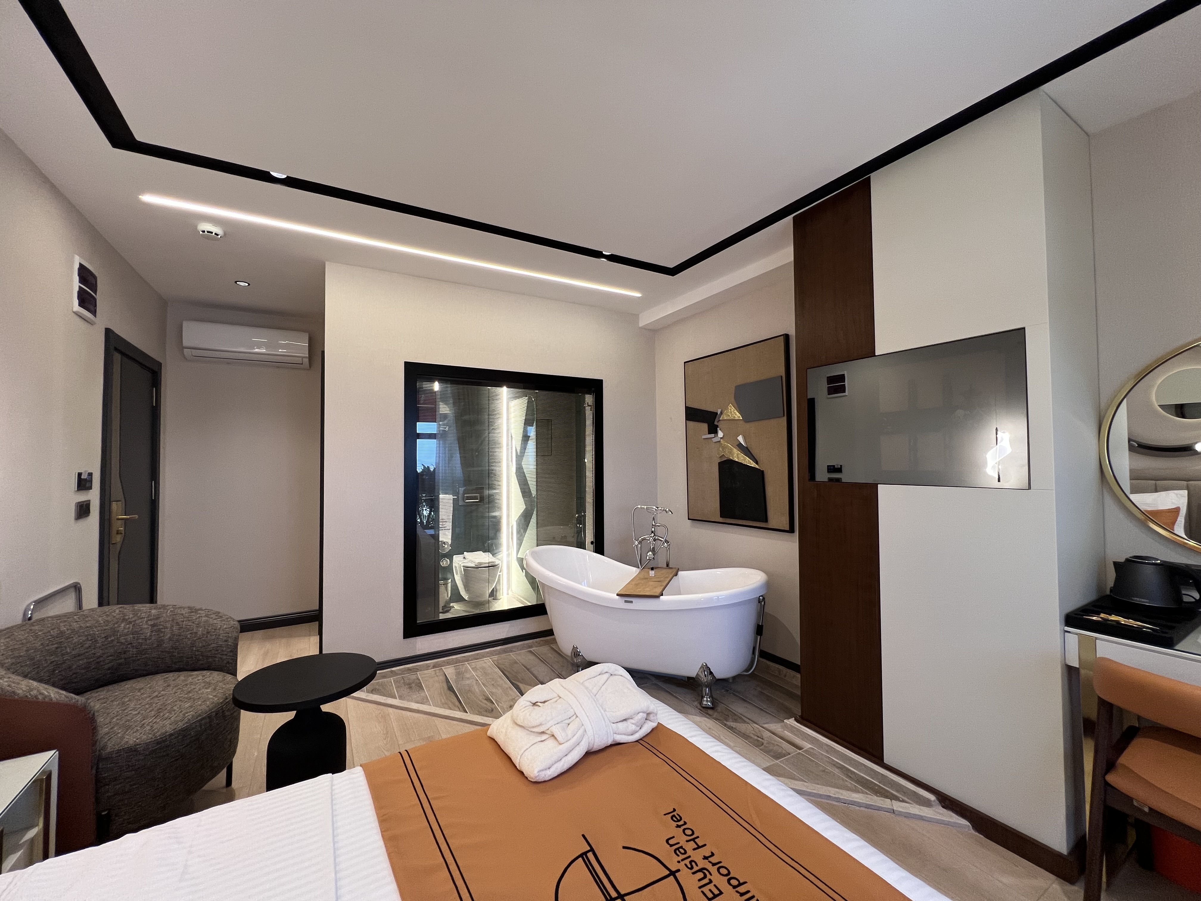 Double Deluxe Superior