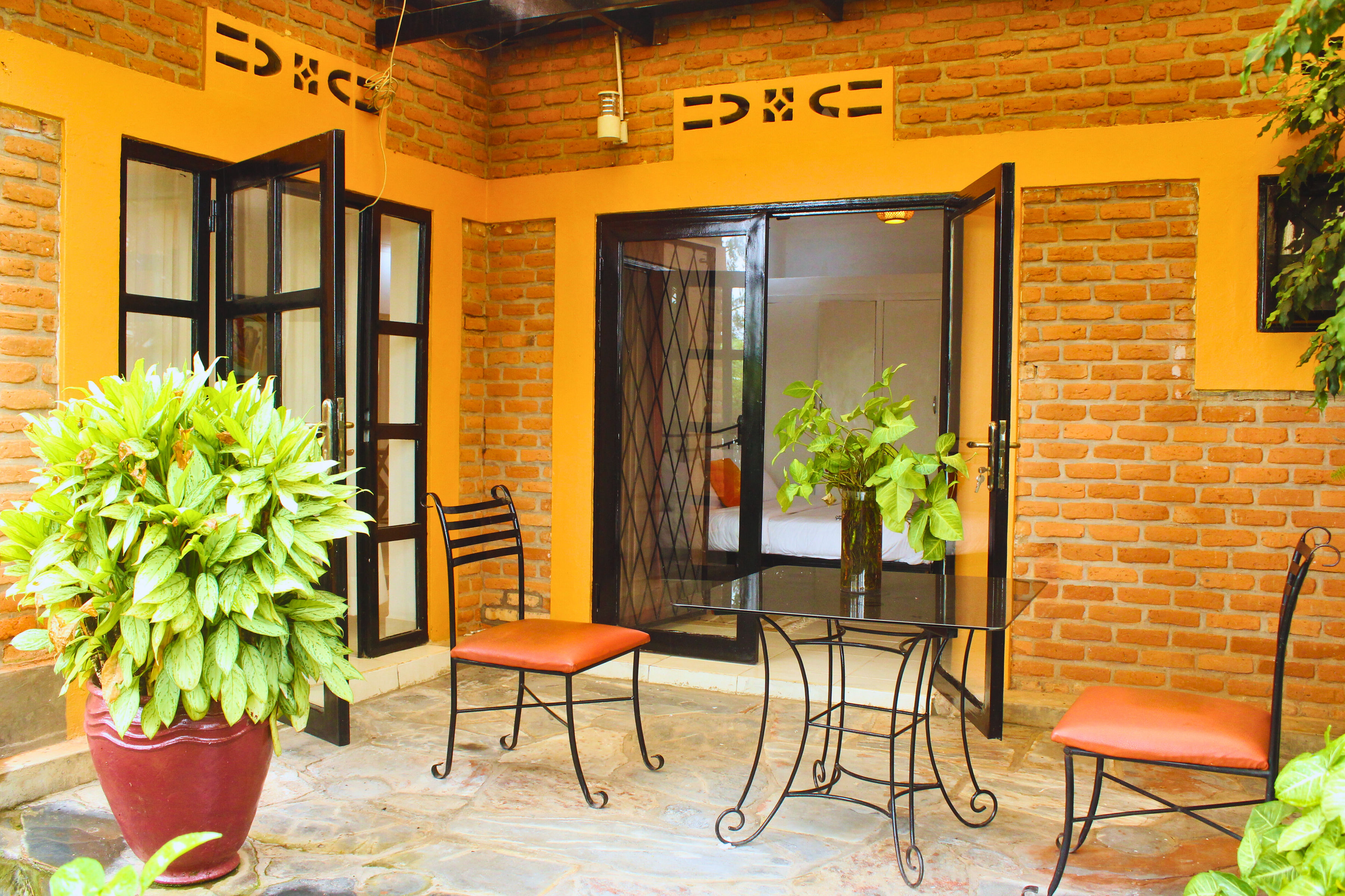 Double Queen Size Bed