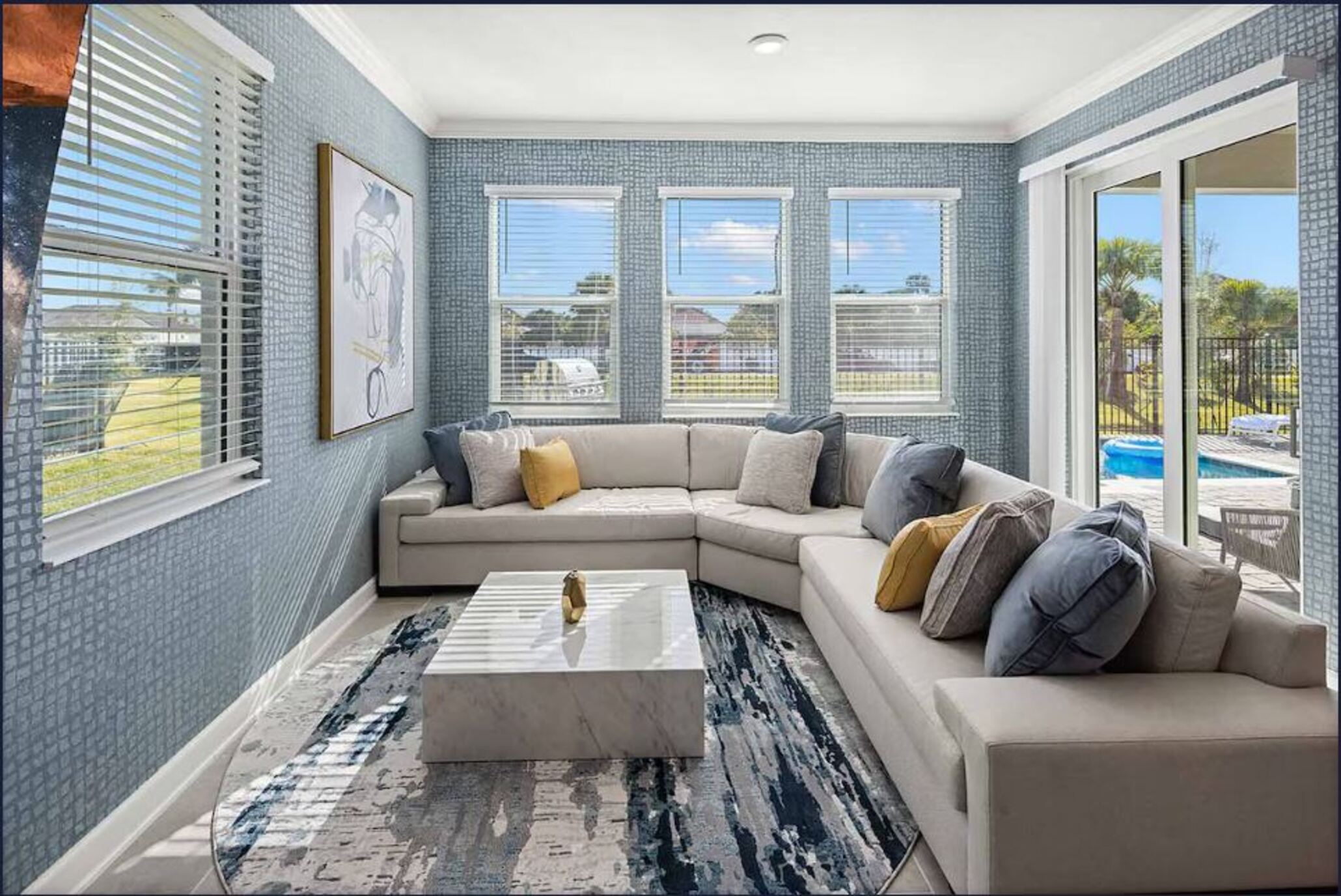 Home Six Bedrooms with Private Pool