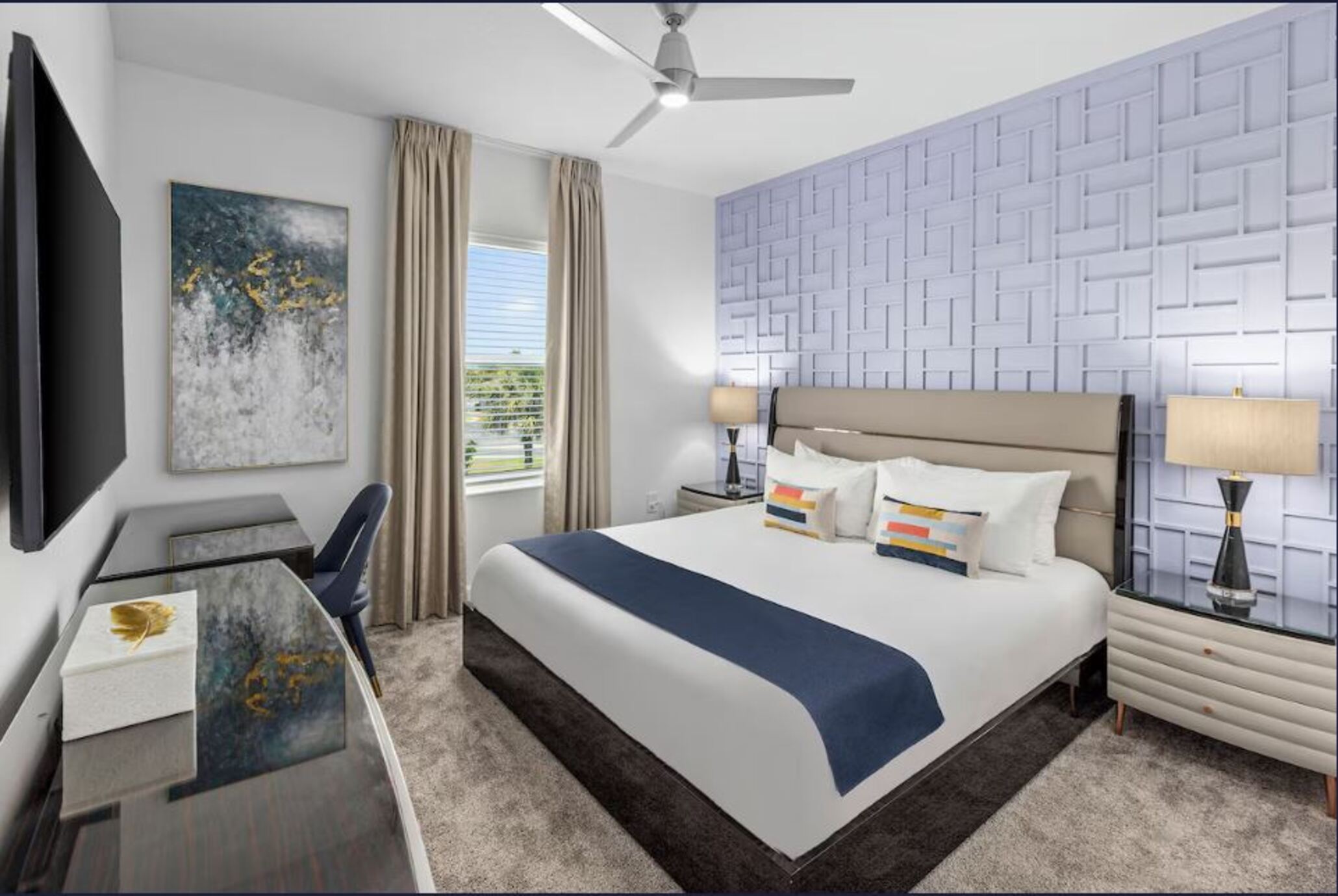 Home Eight Bedrooms with Private Pool