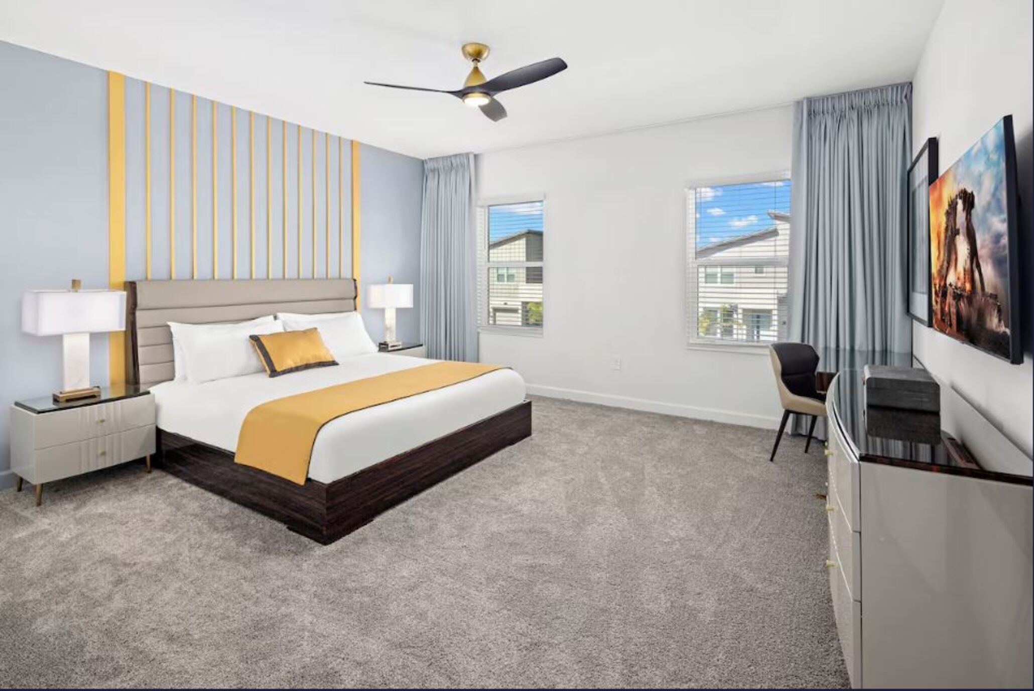 Home Eight Bedrooms with Private Pool