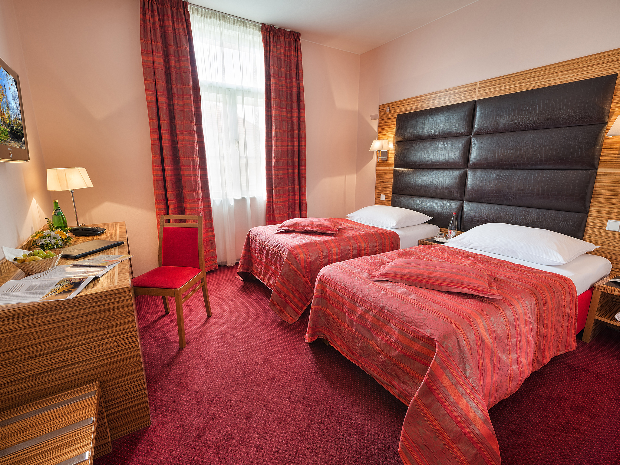 Double or Twin Standard