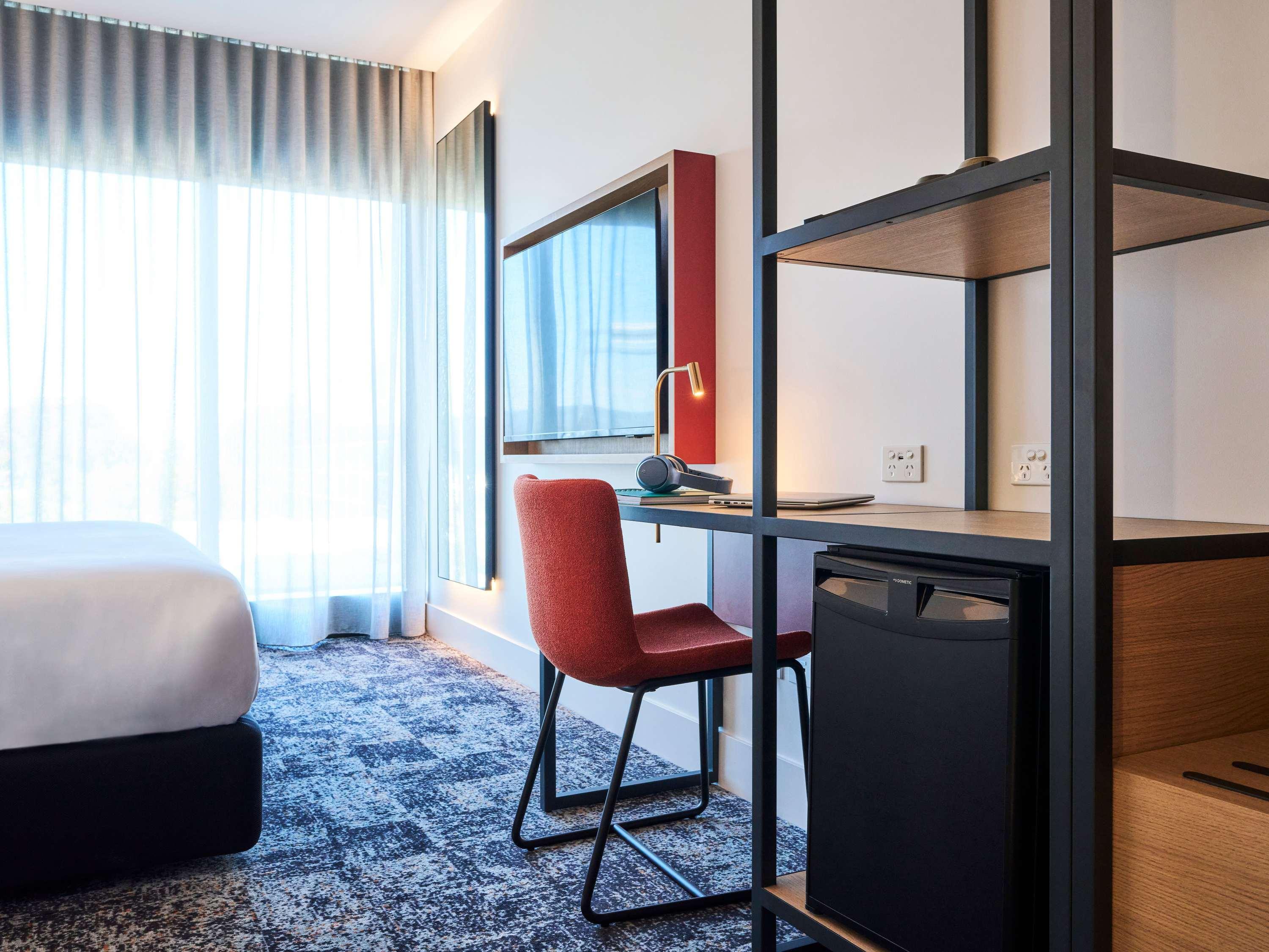 Double Deluxe King Bed