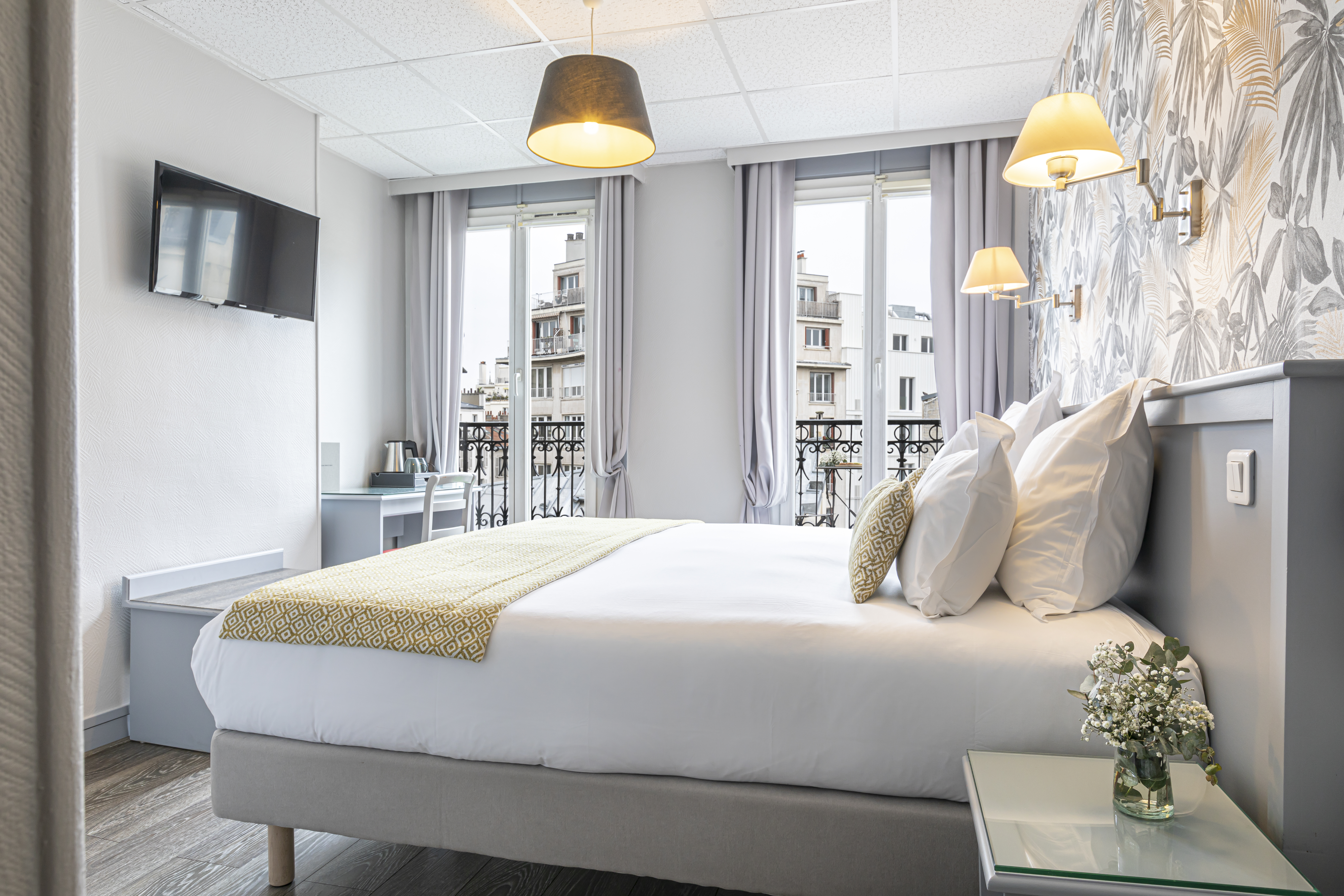 Double or Twin Classic with Views