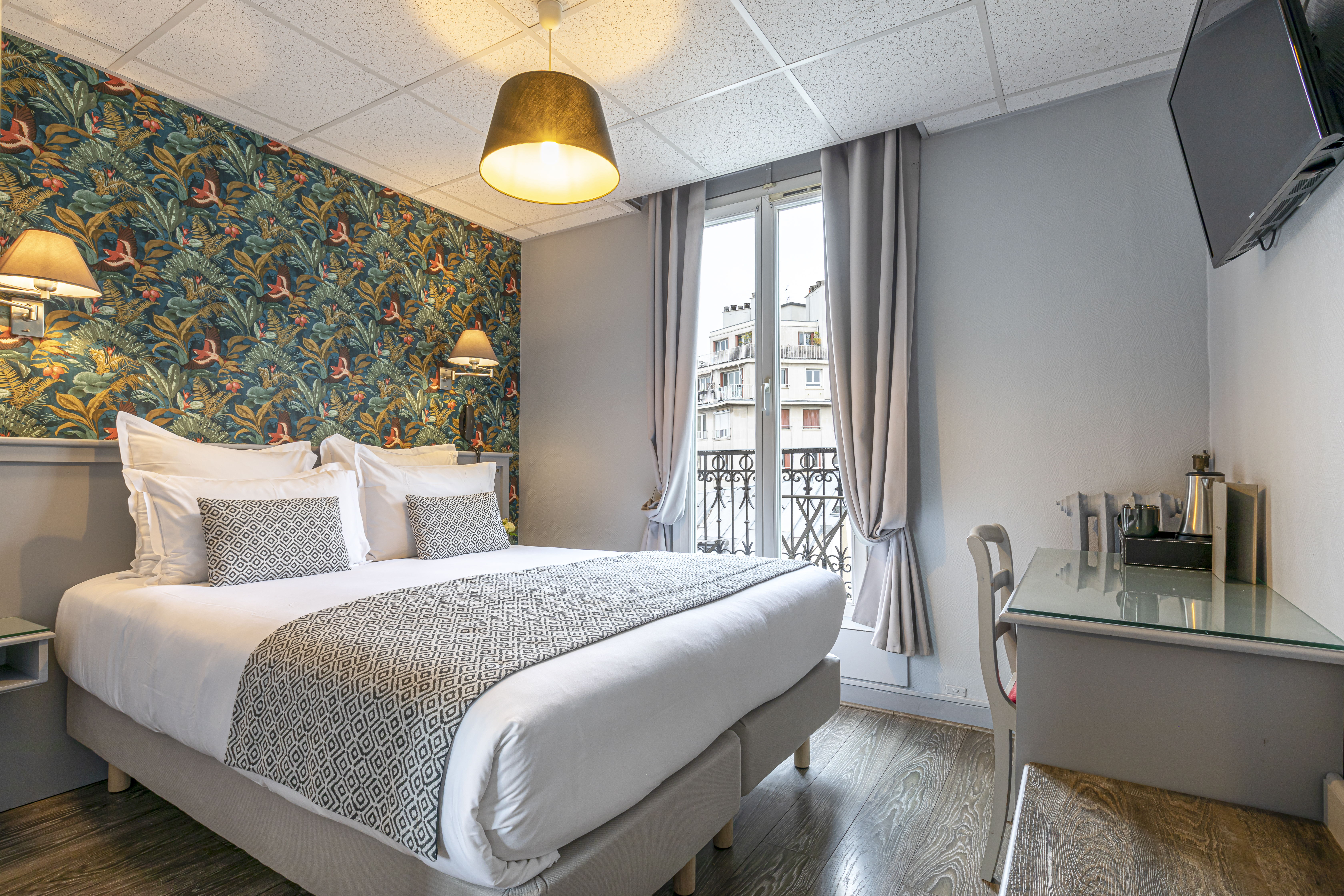 Double or Twin Classic with Views