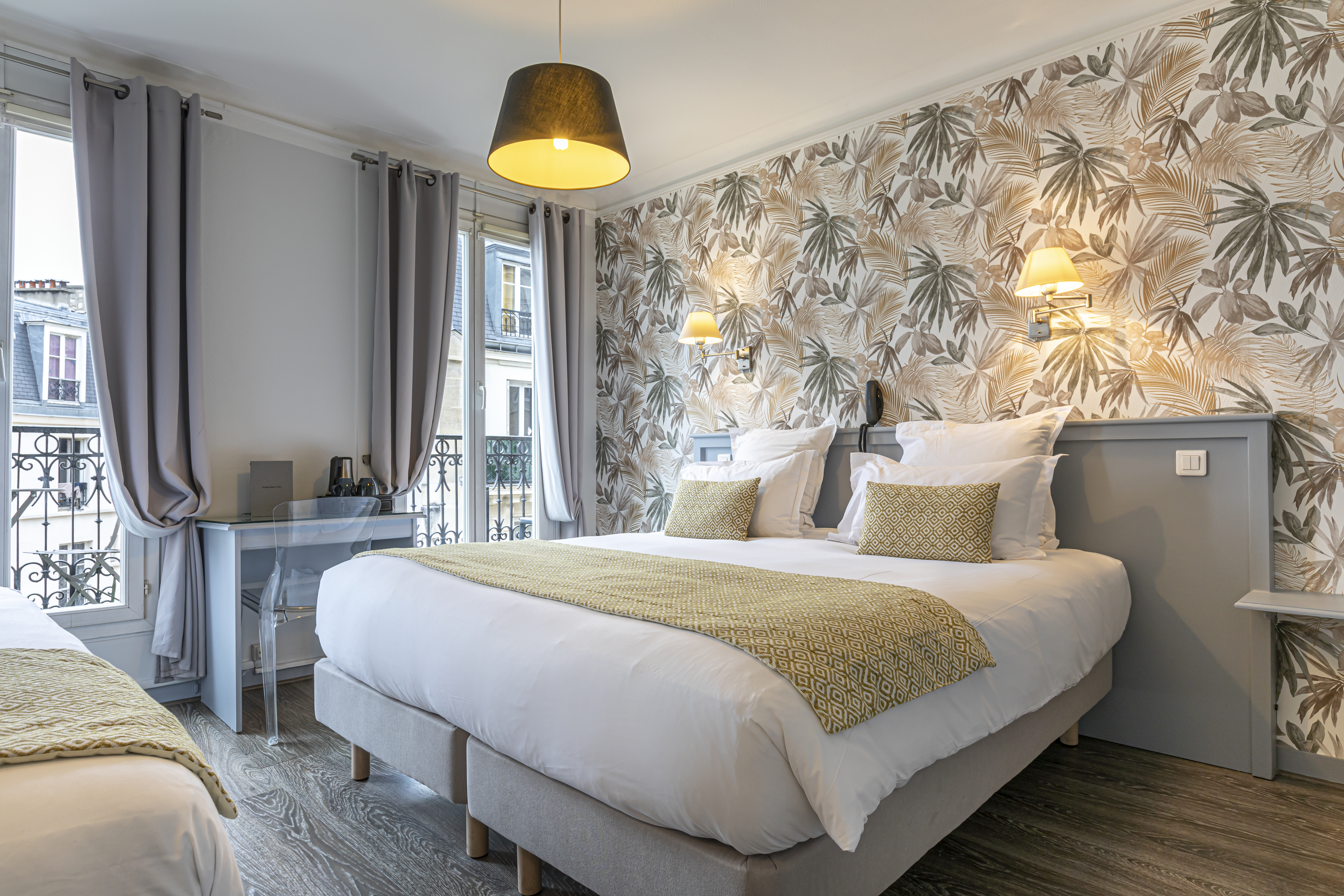 Triple Classic City View