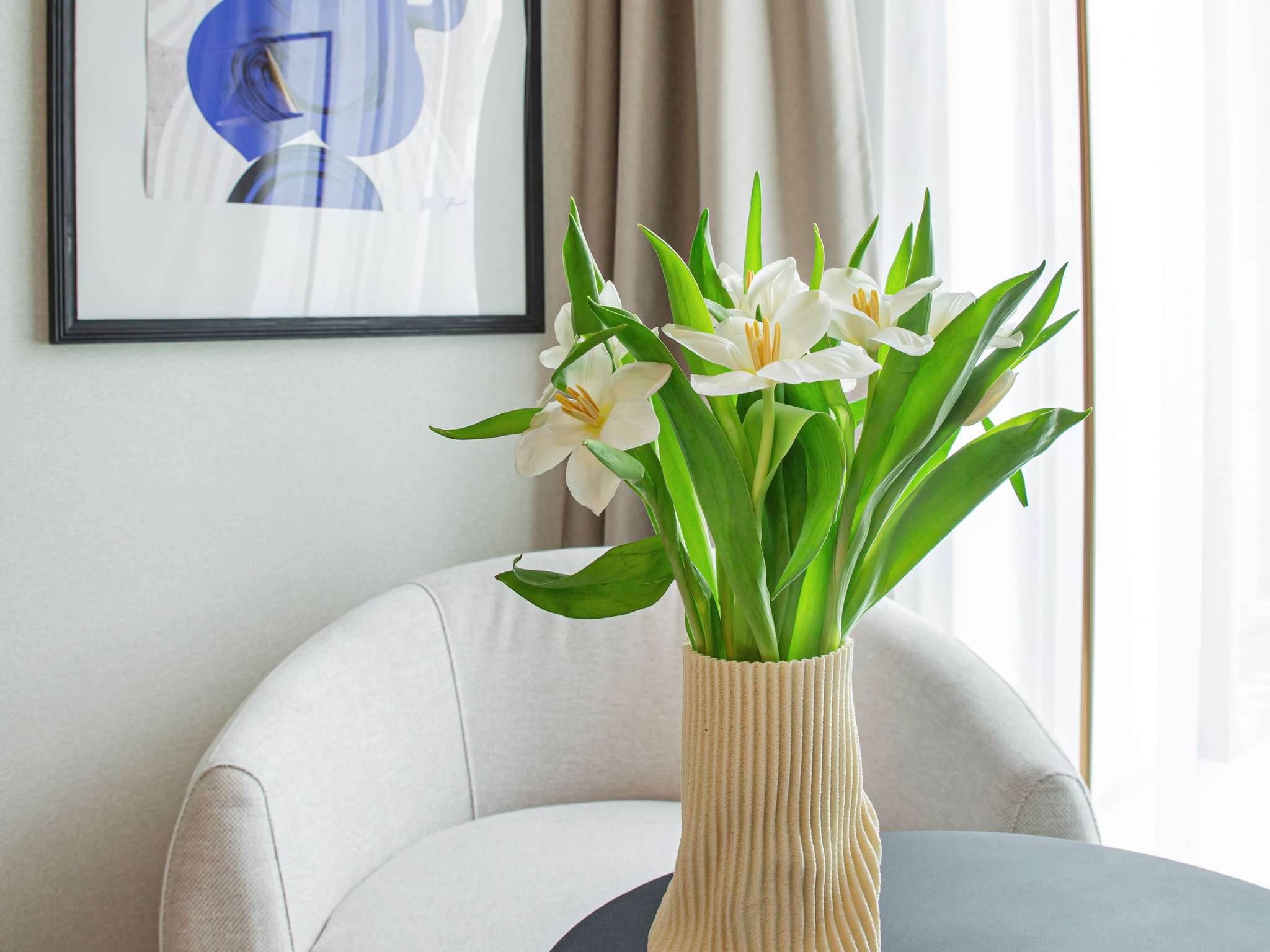 Double Classic Queen Bed