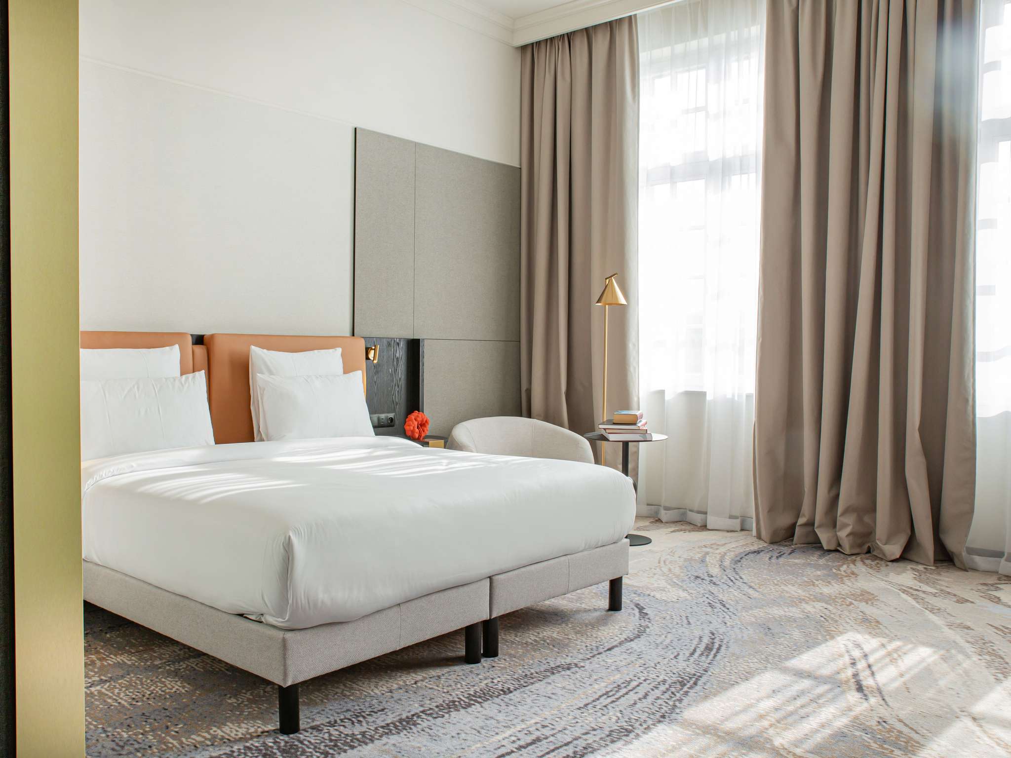 Double Deluxe King Bed