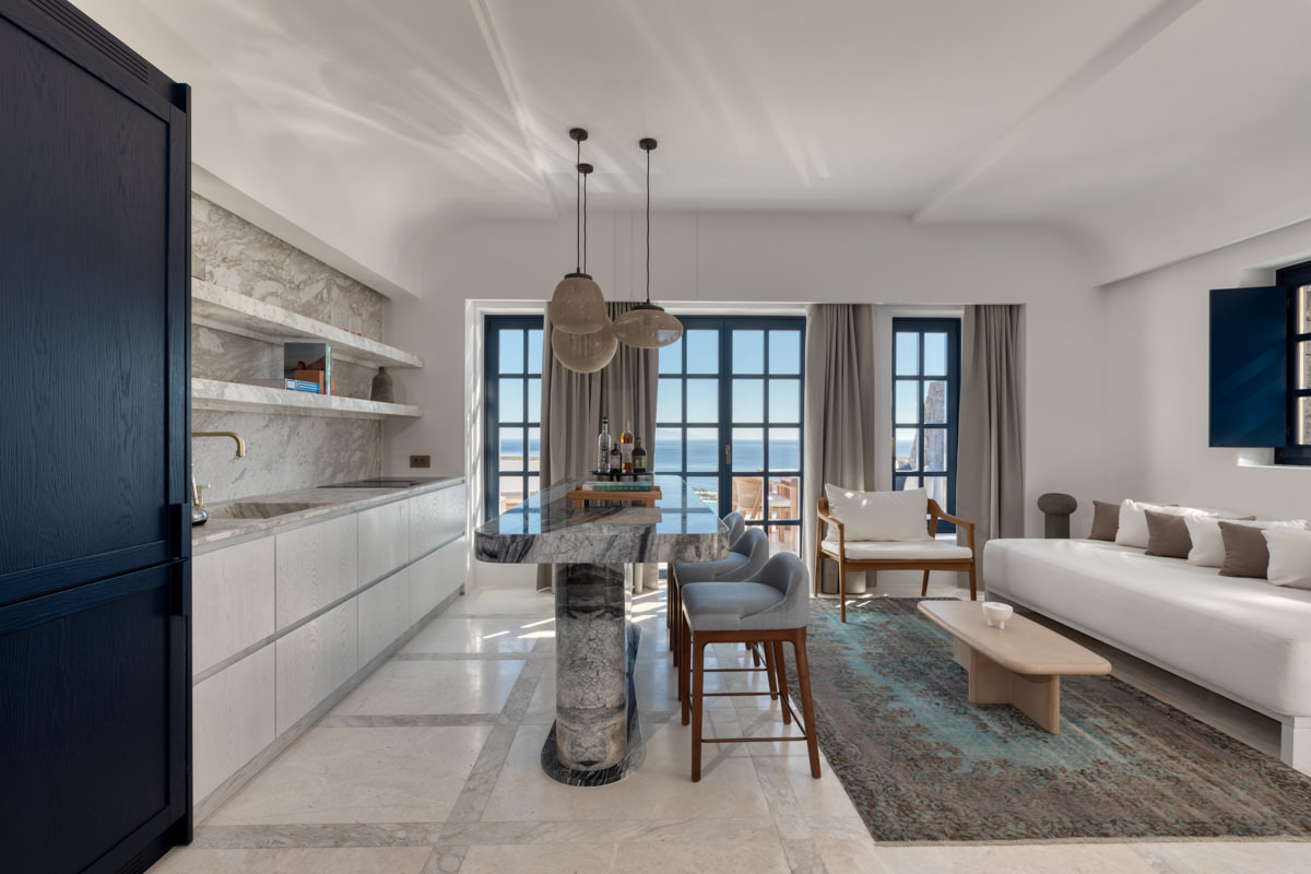 Villa Three Bedrooms Two Bathrooms