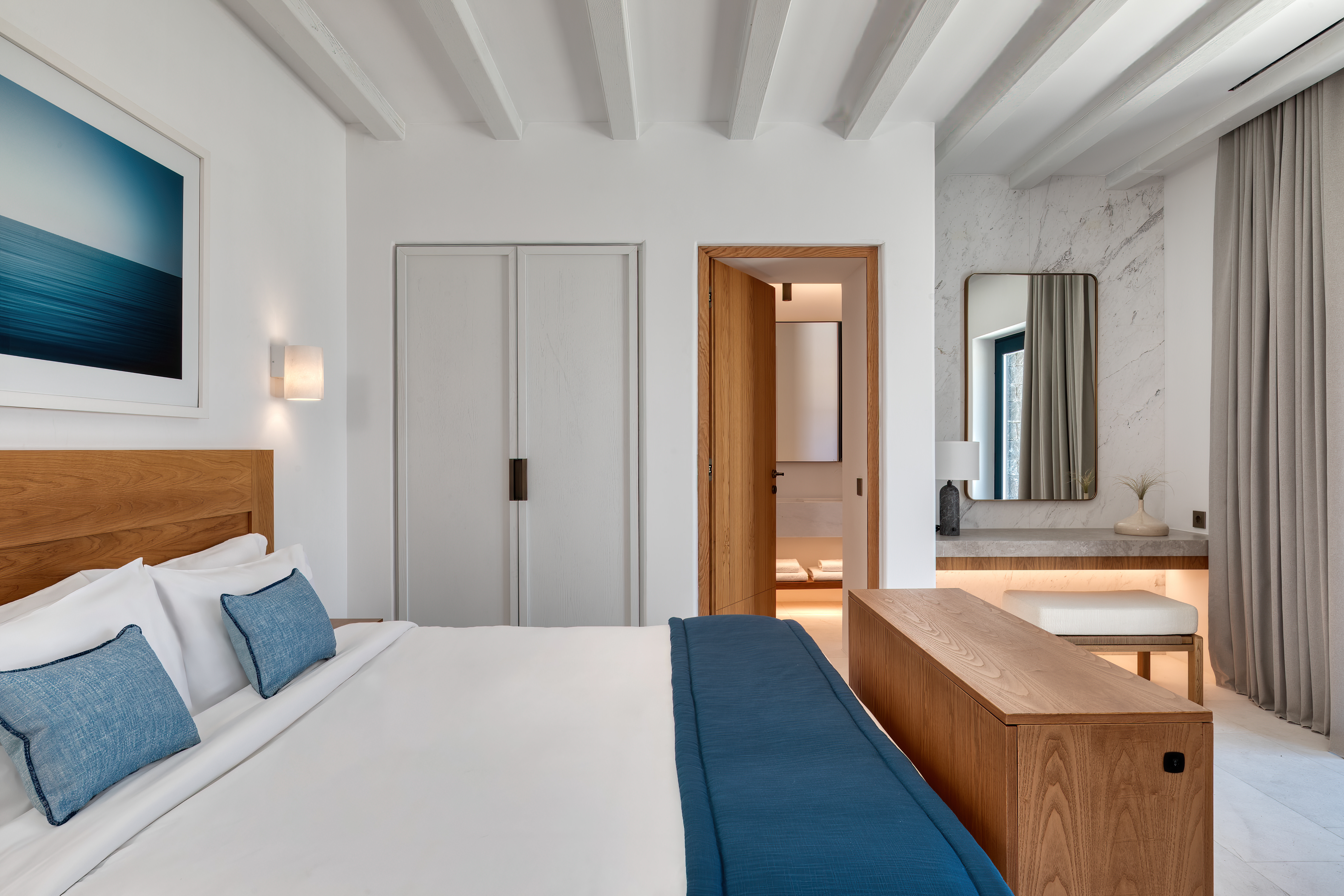 Double Deluxe Sea View with Balcony