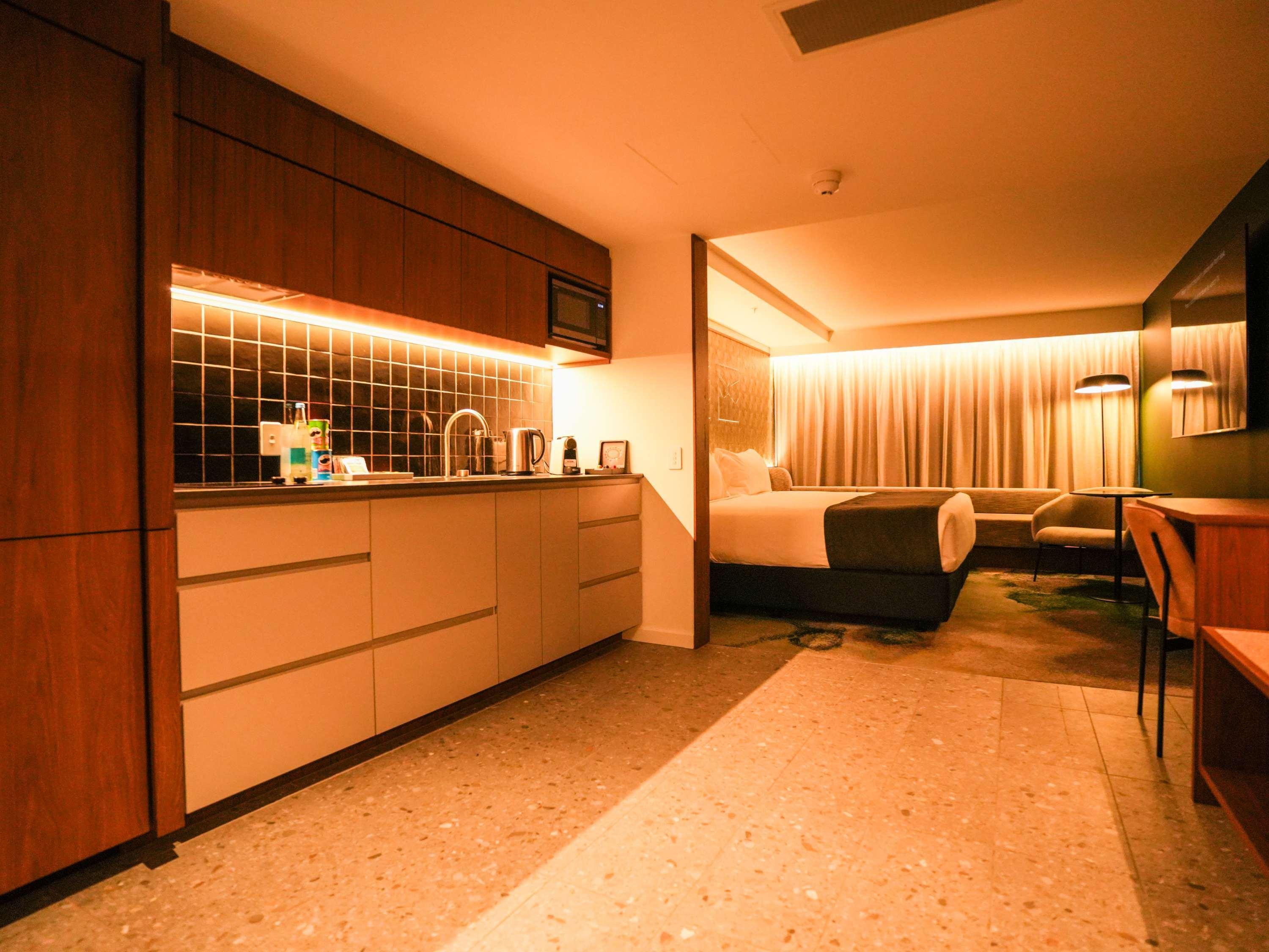 Studio King Size Bed