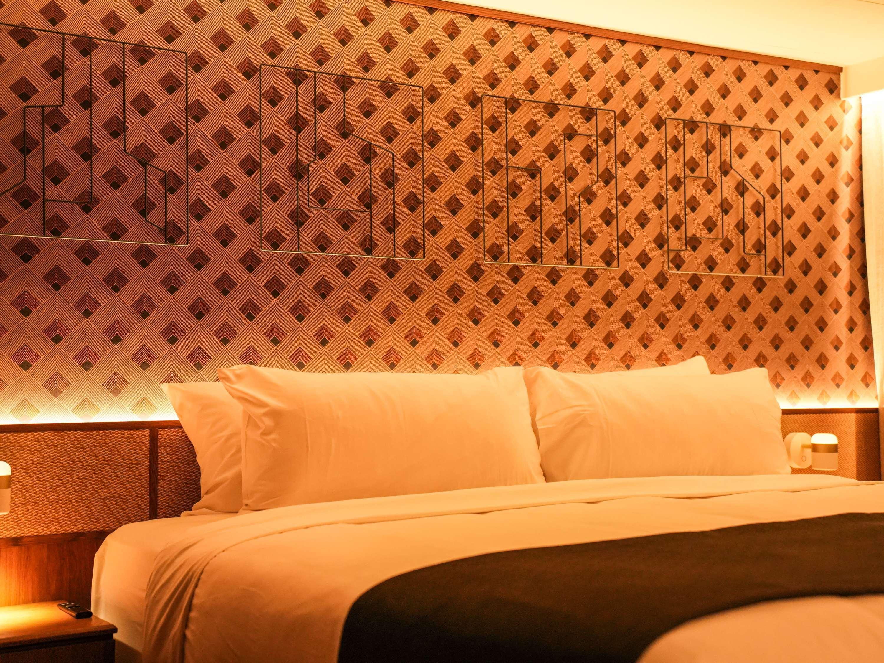 Studio King Size Bed