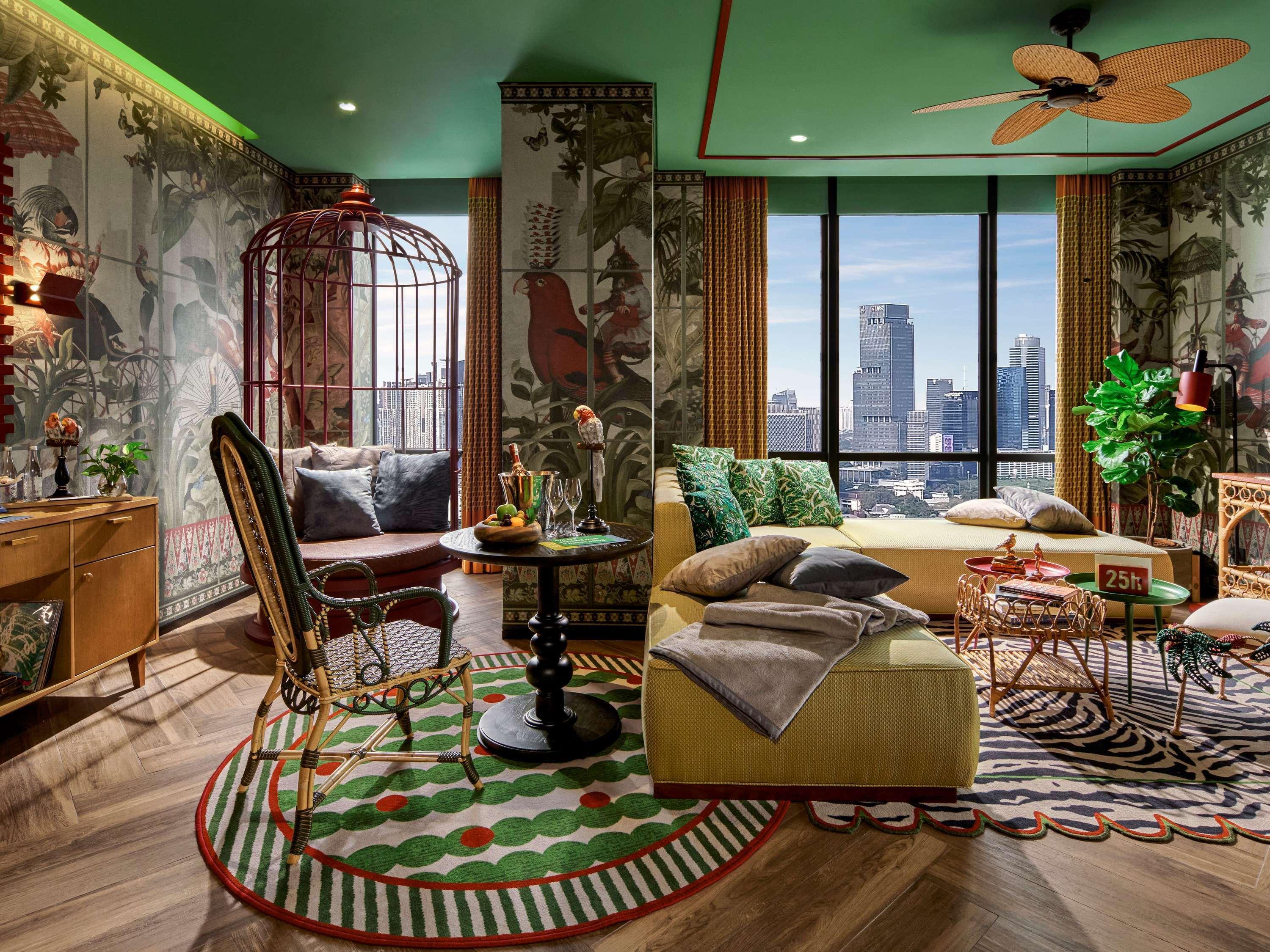 Double King Size Bed