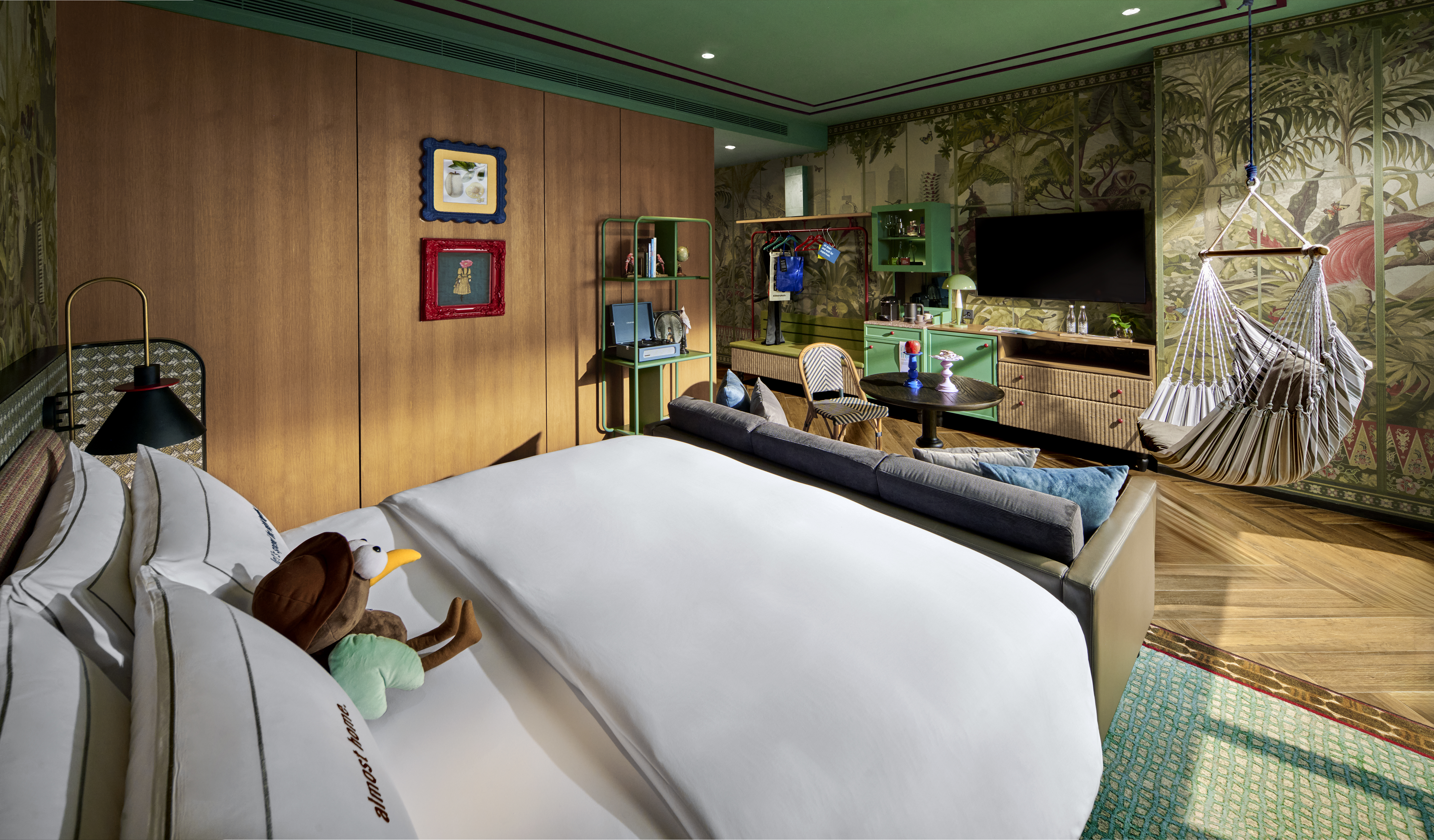 Double King Size Bed