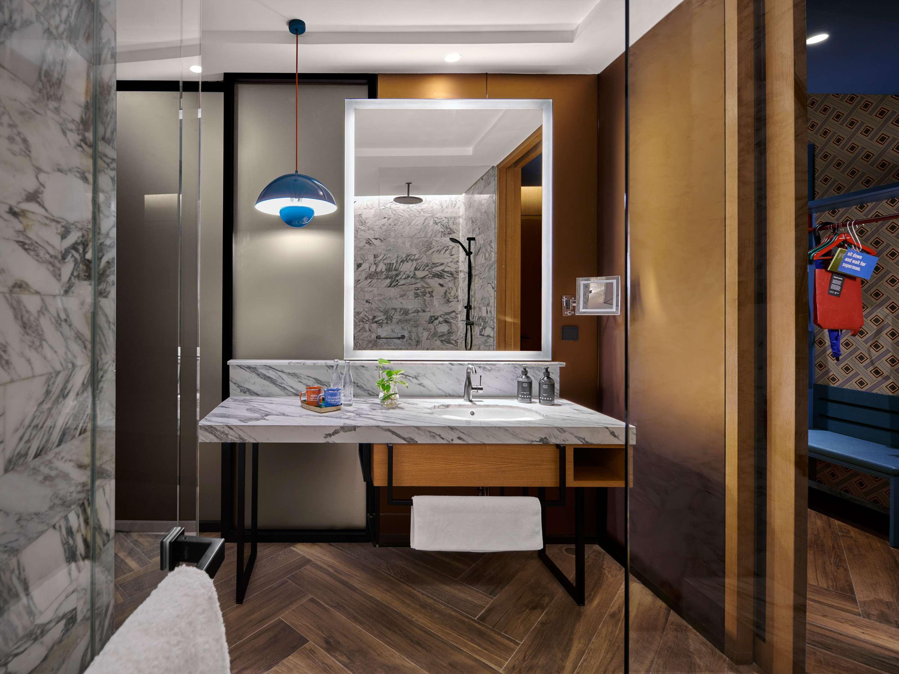 Double King Size Bed