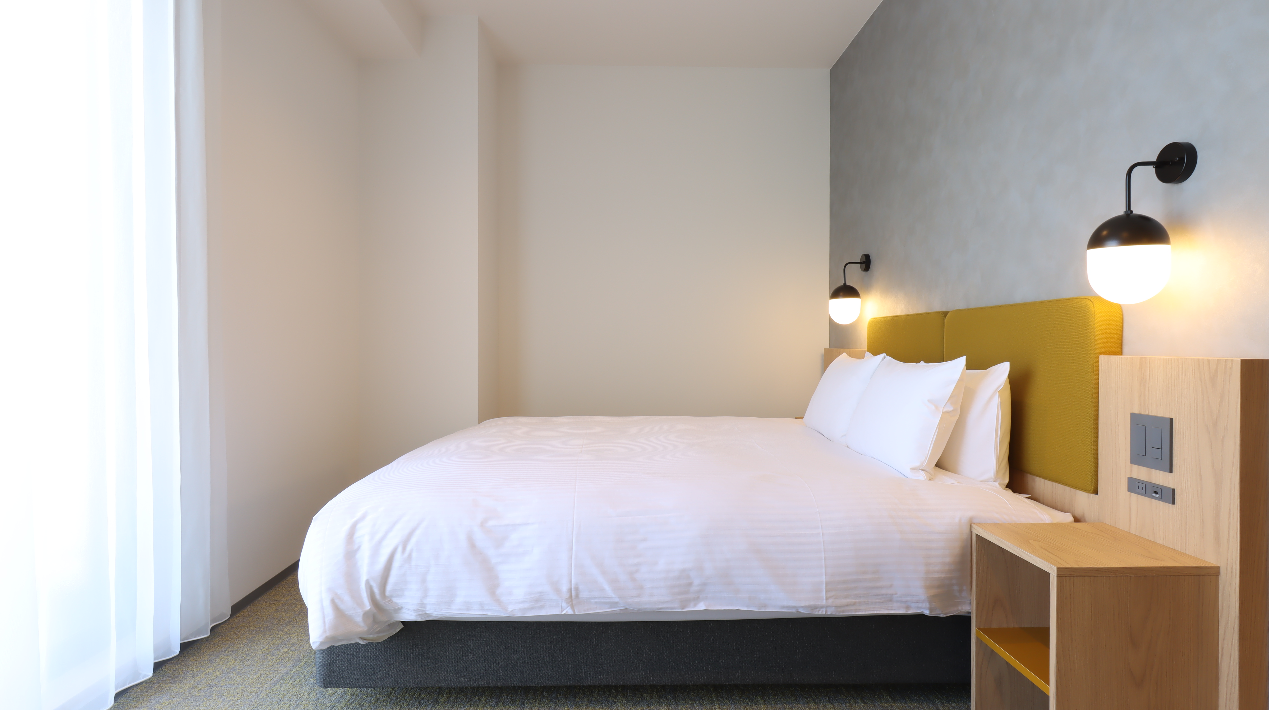 Double Superior Non Smoking