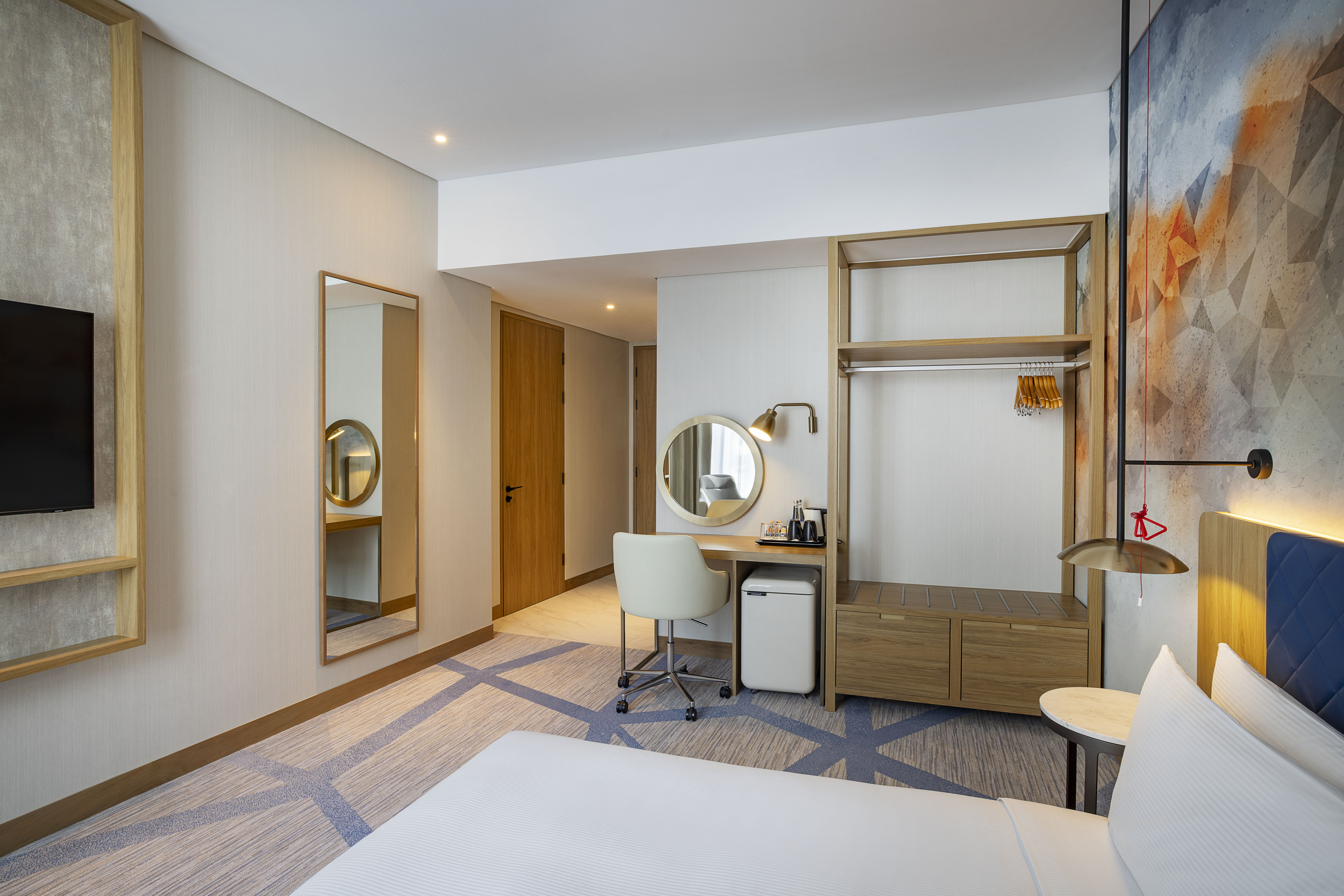 Double Accessible King Size Bed