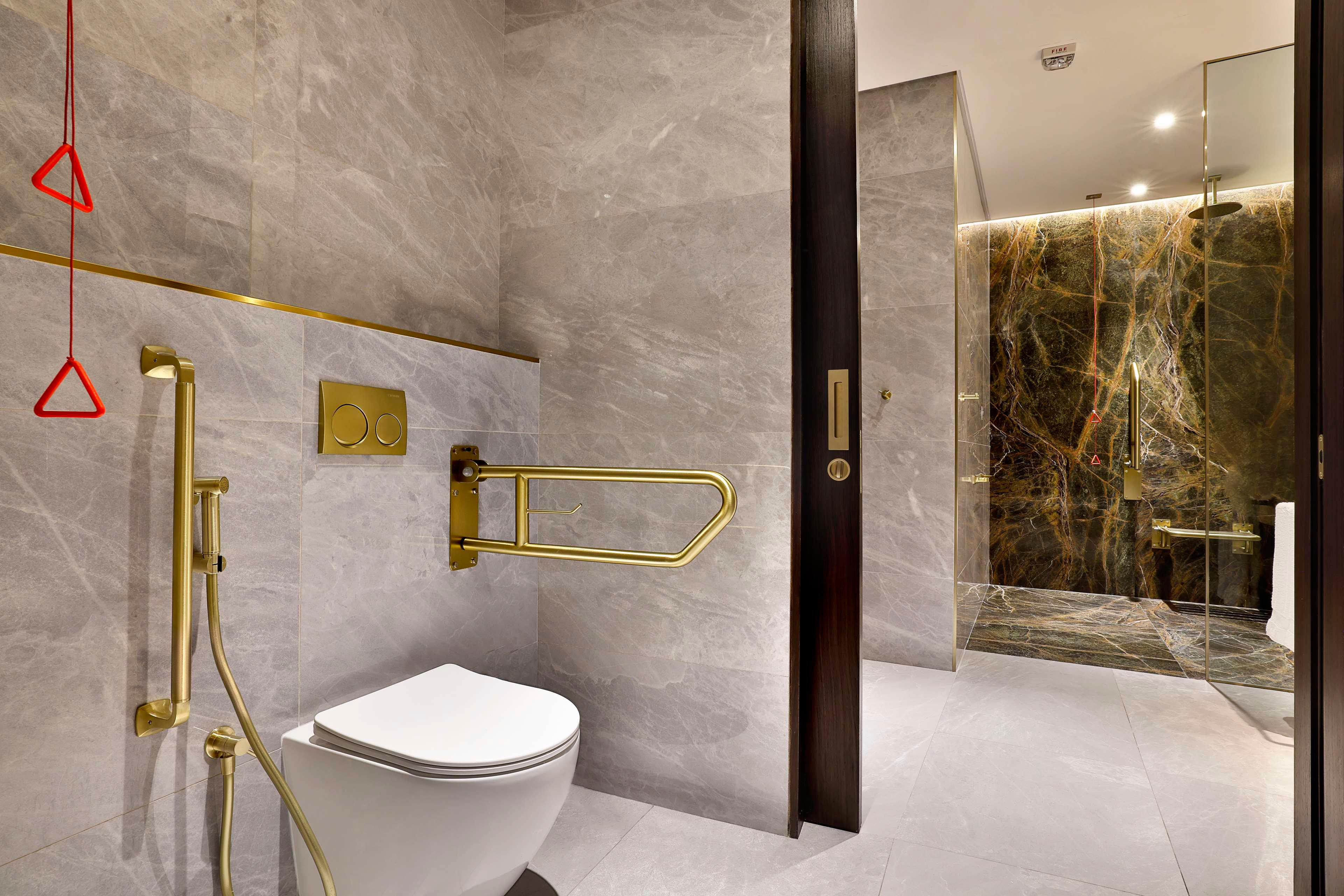 Studio Accessible-queen Size Bed