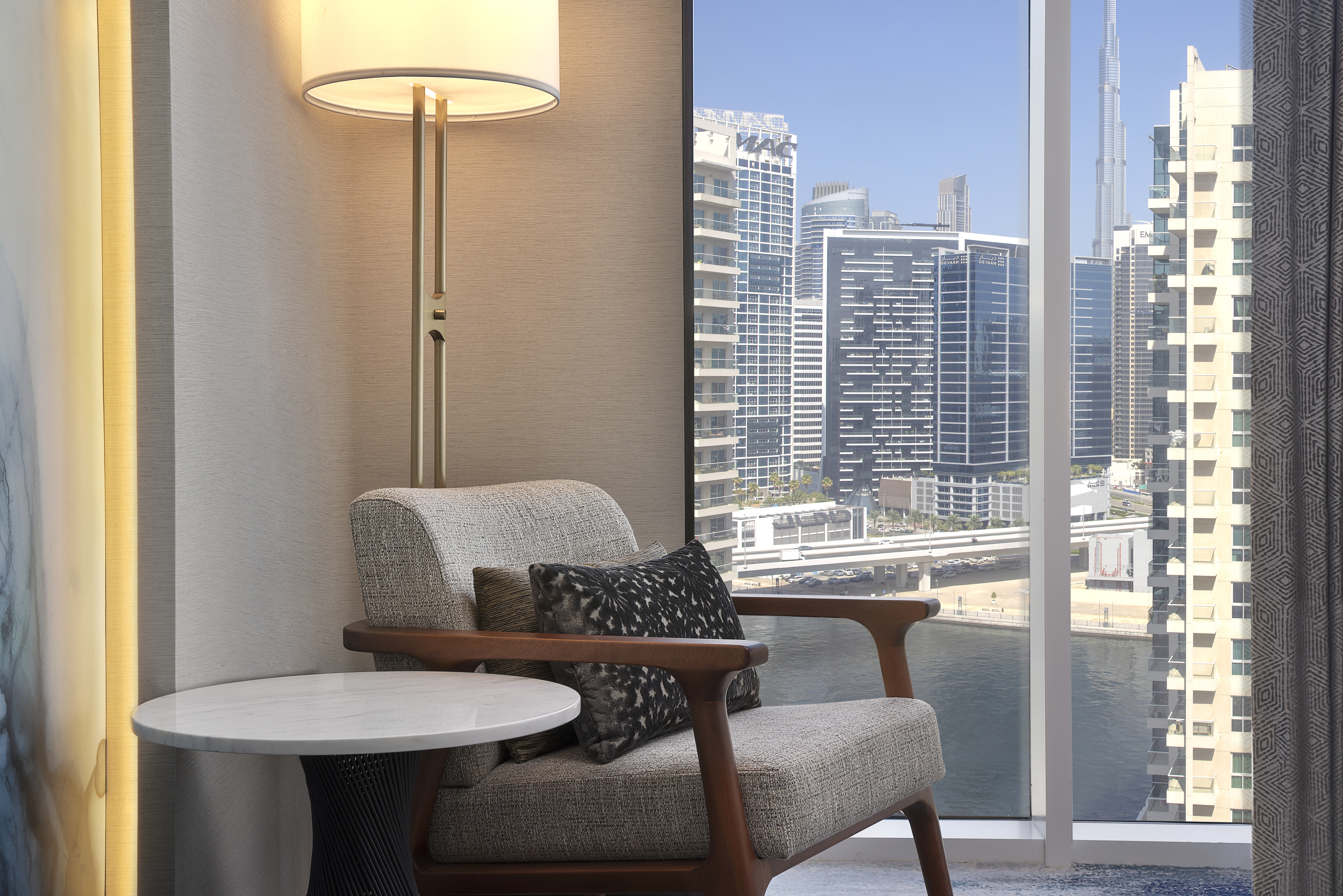 Studio King Size Bed