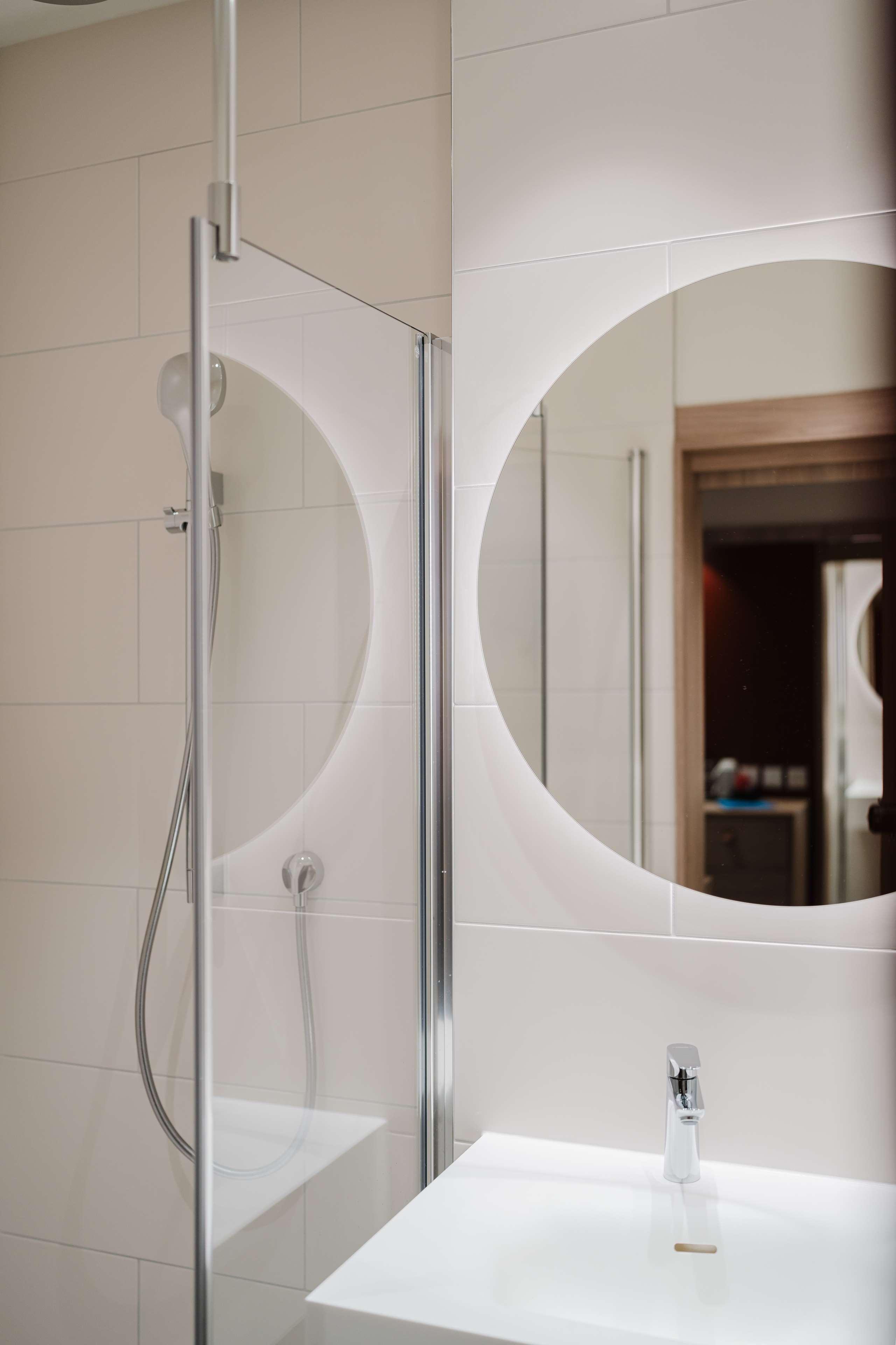 Family Room King Size Bed