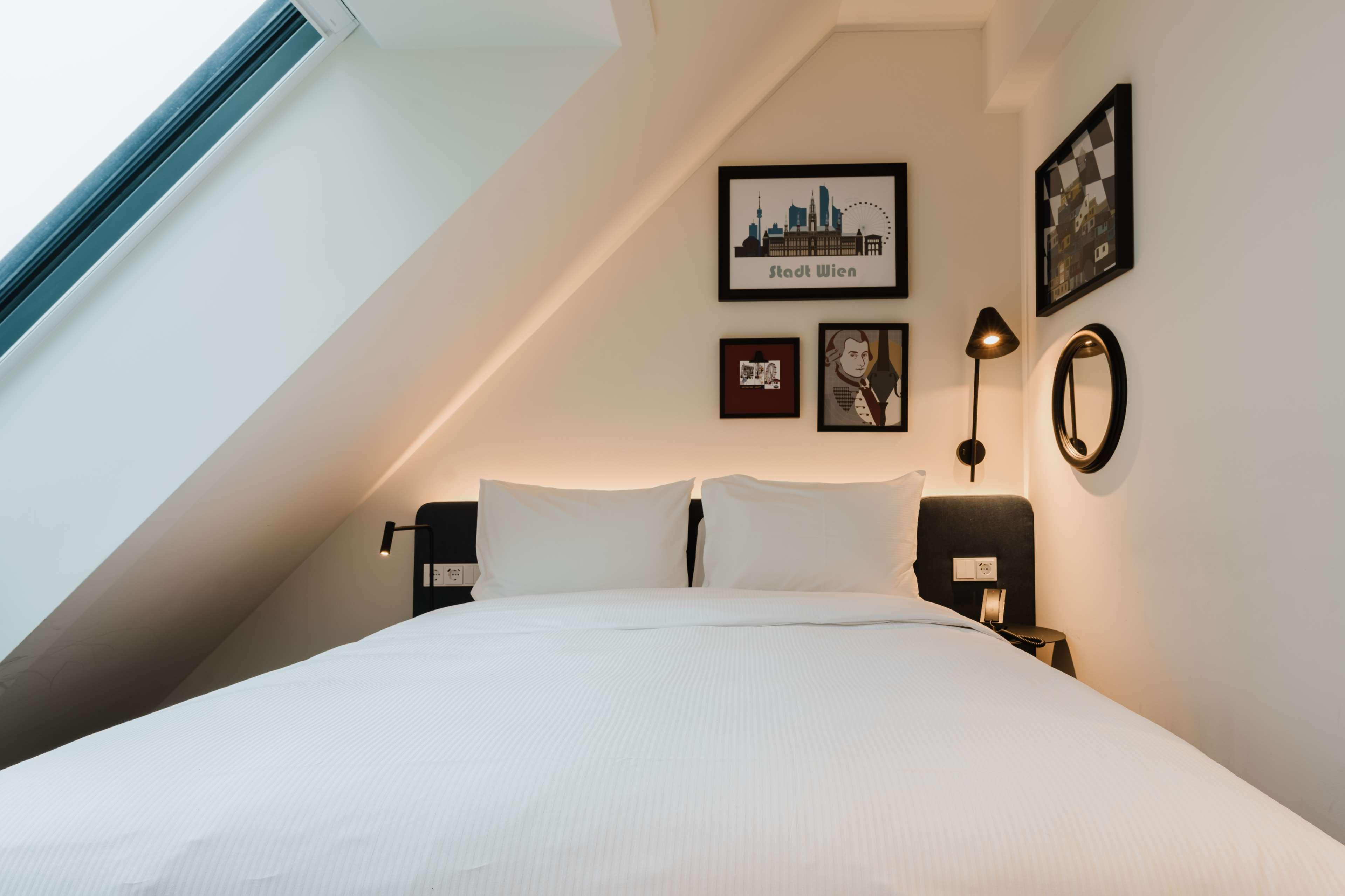 Double Queen Size Bed