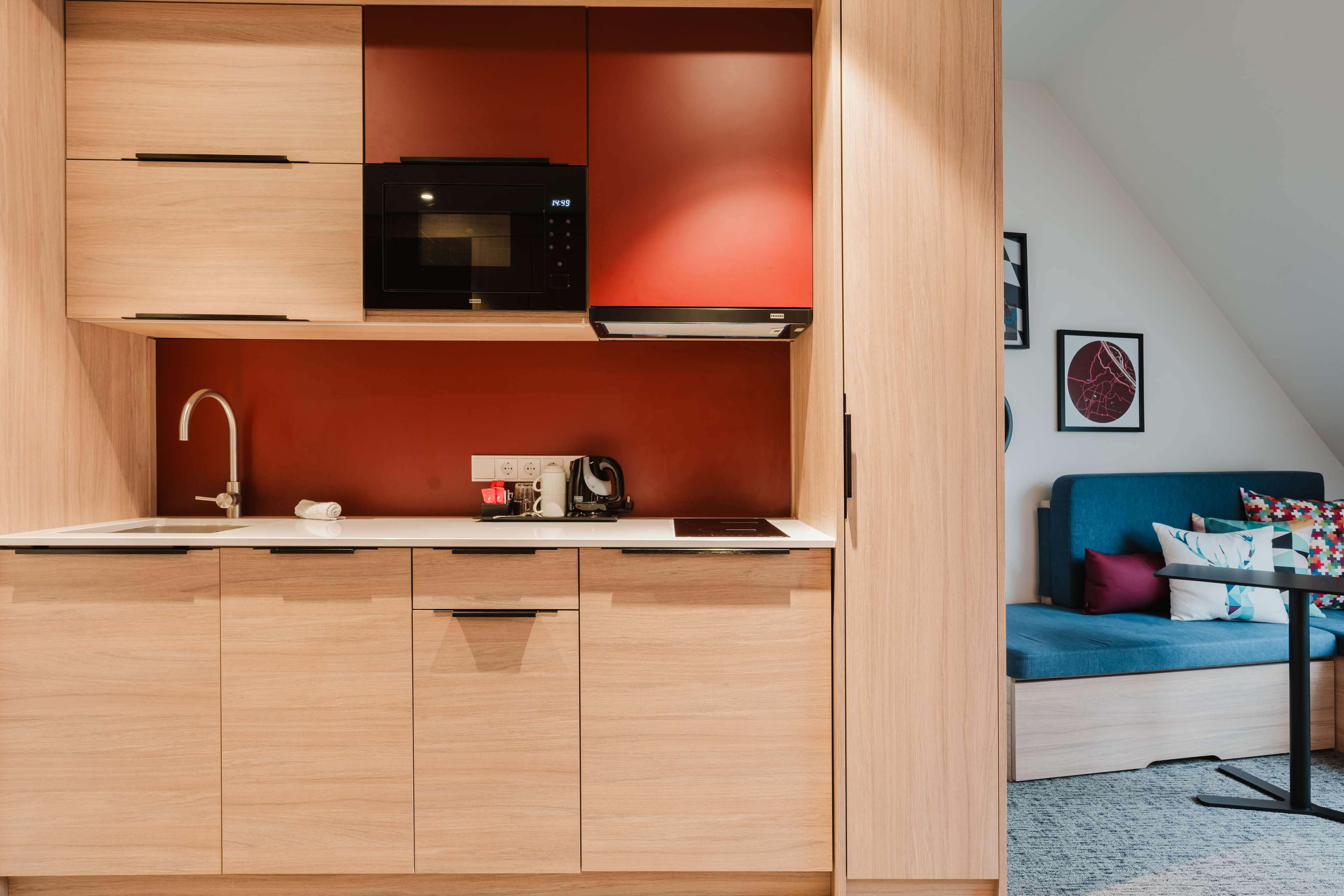 Studio King Size Bed