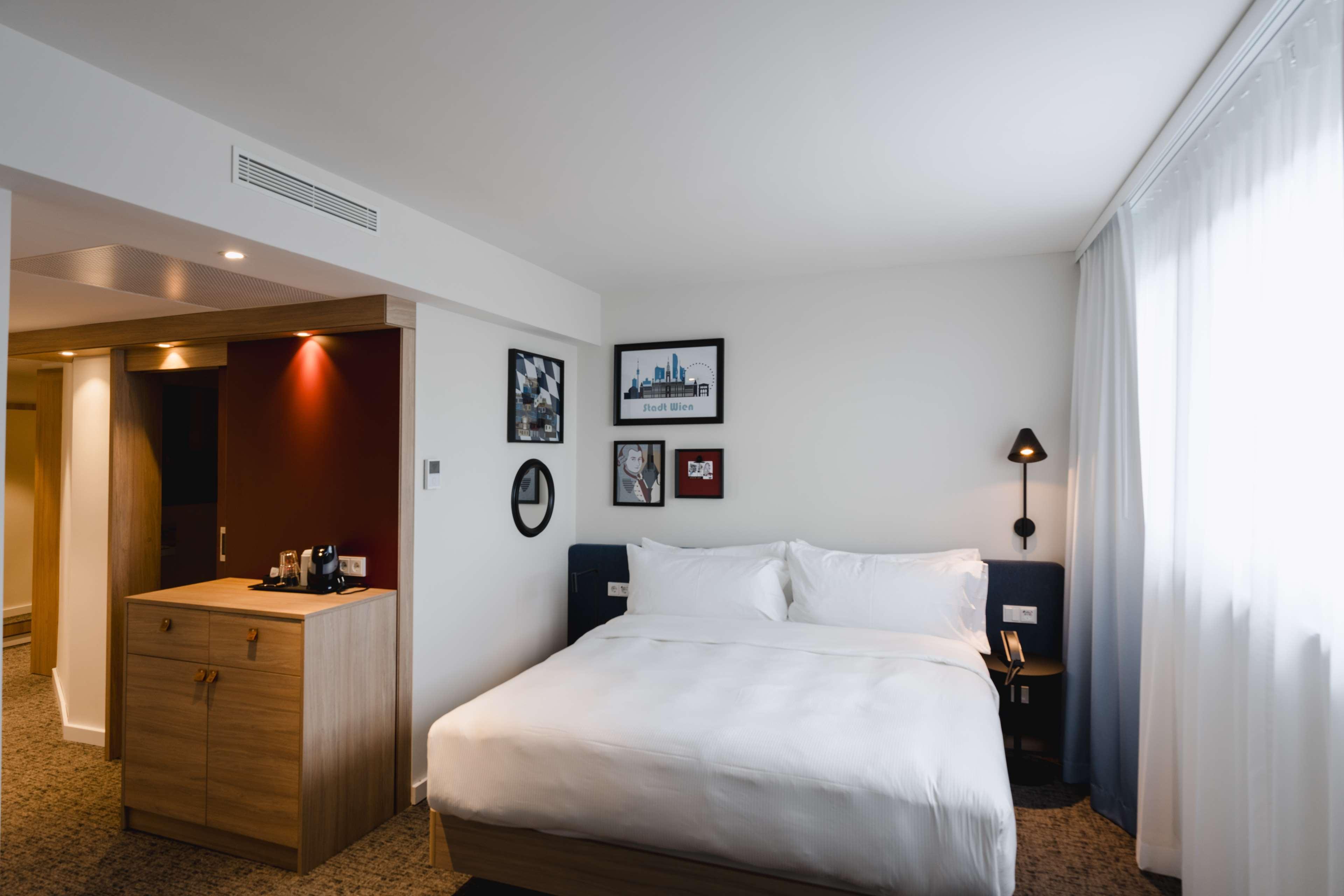 Double King Size Bed