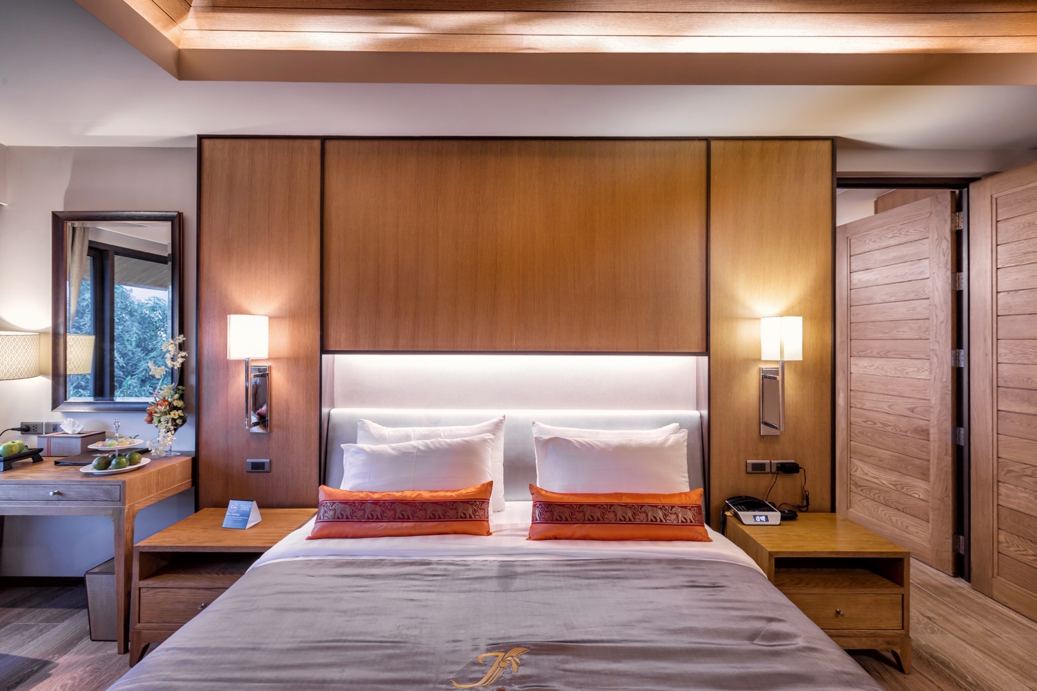 Double Executive King Bed