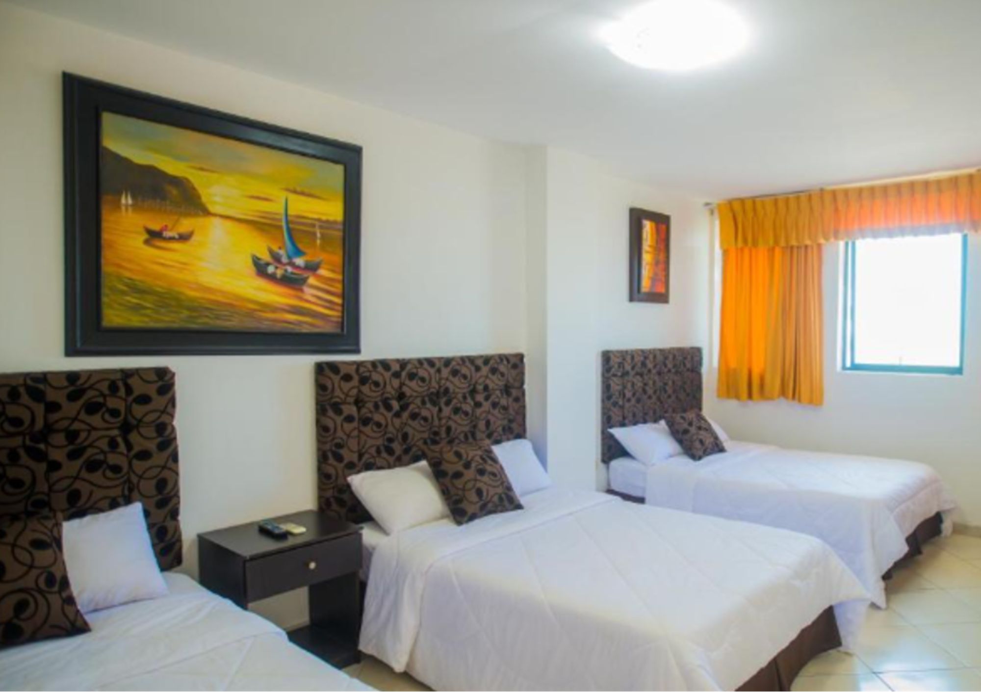 Triple Superior Queen Bed