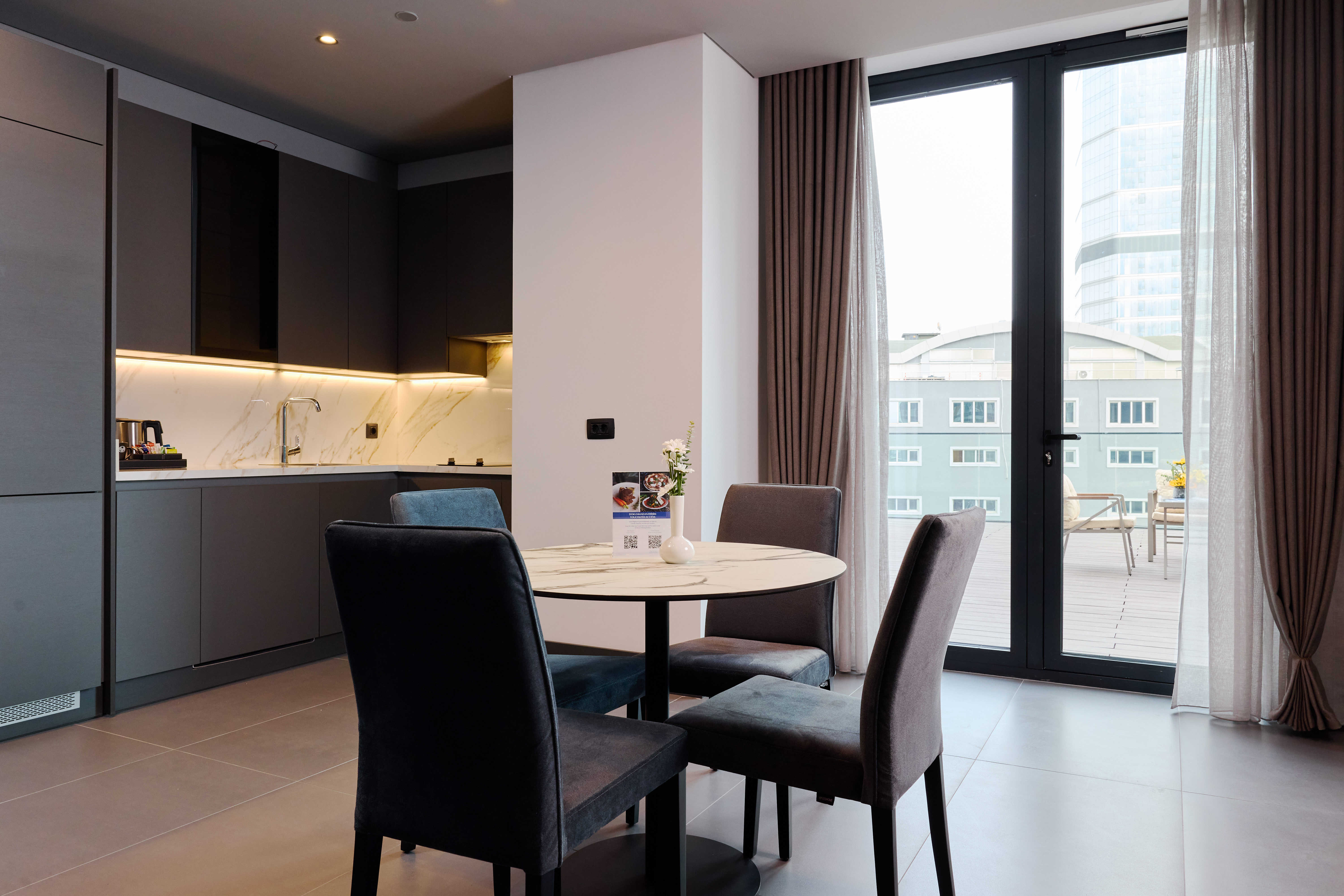 Apartment One Bedroom with Terrace