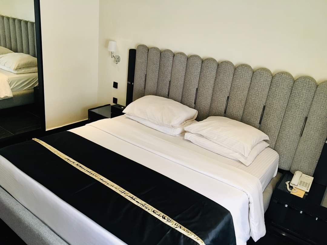 Double Superior King Bed