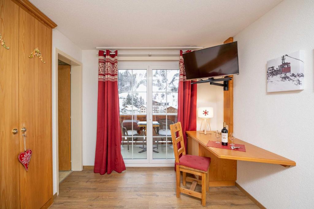 Double Classic with Balcony