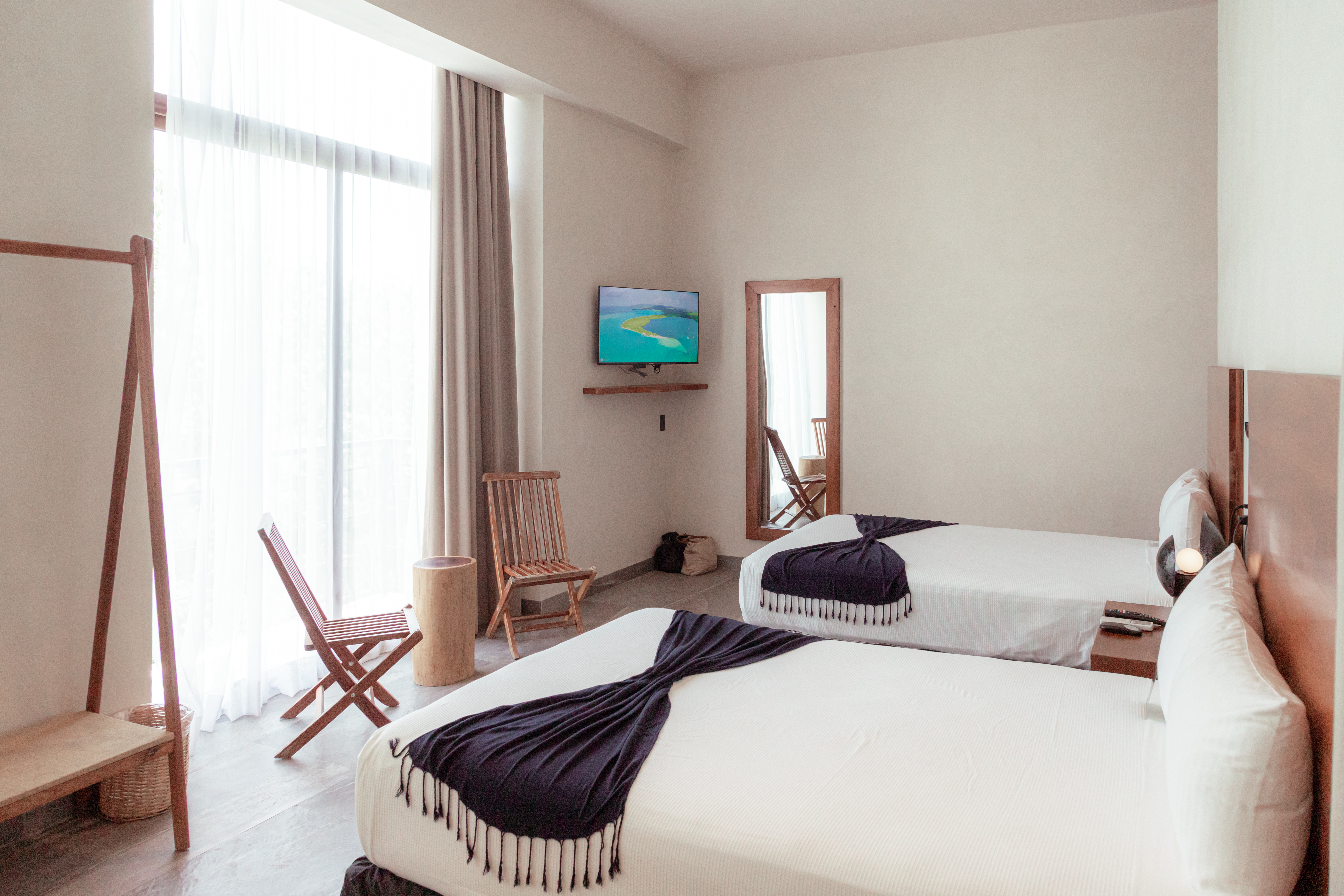 Quadruple Deluxe Two Beds