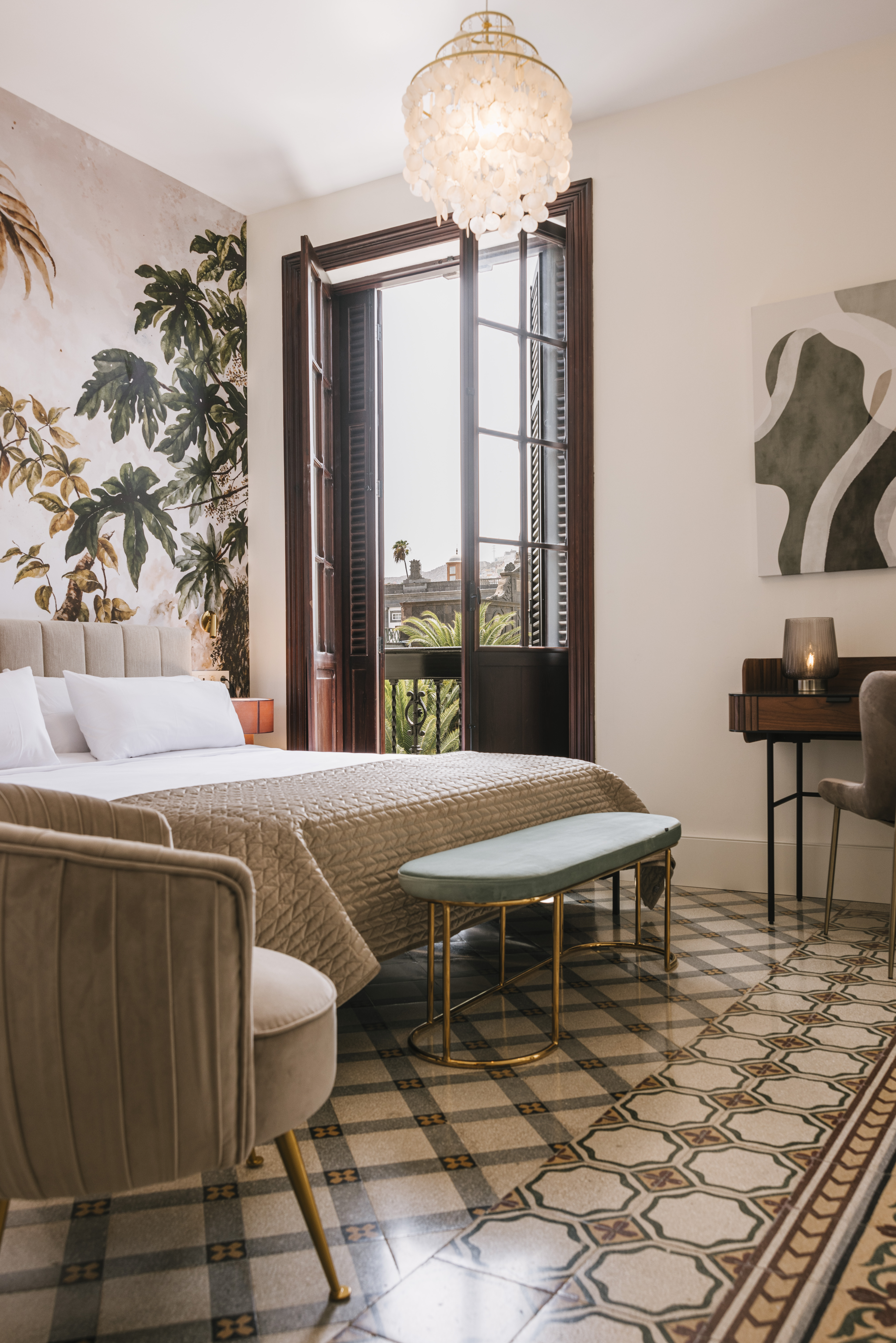 Room Deluxe with Balcony