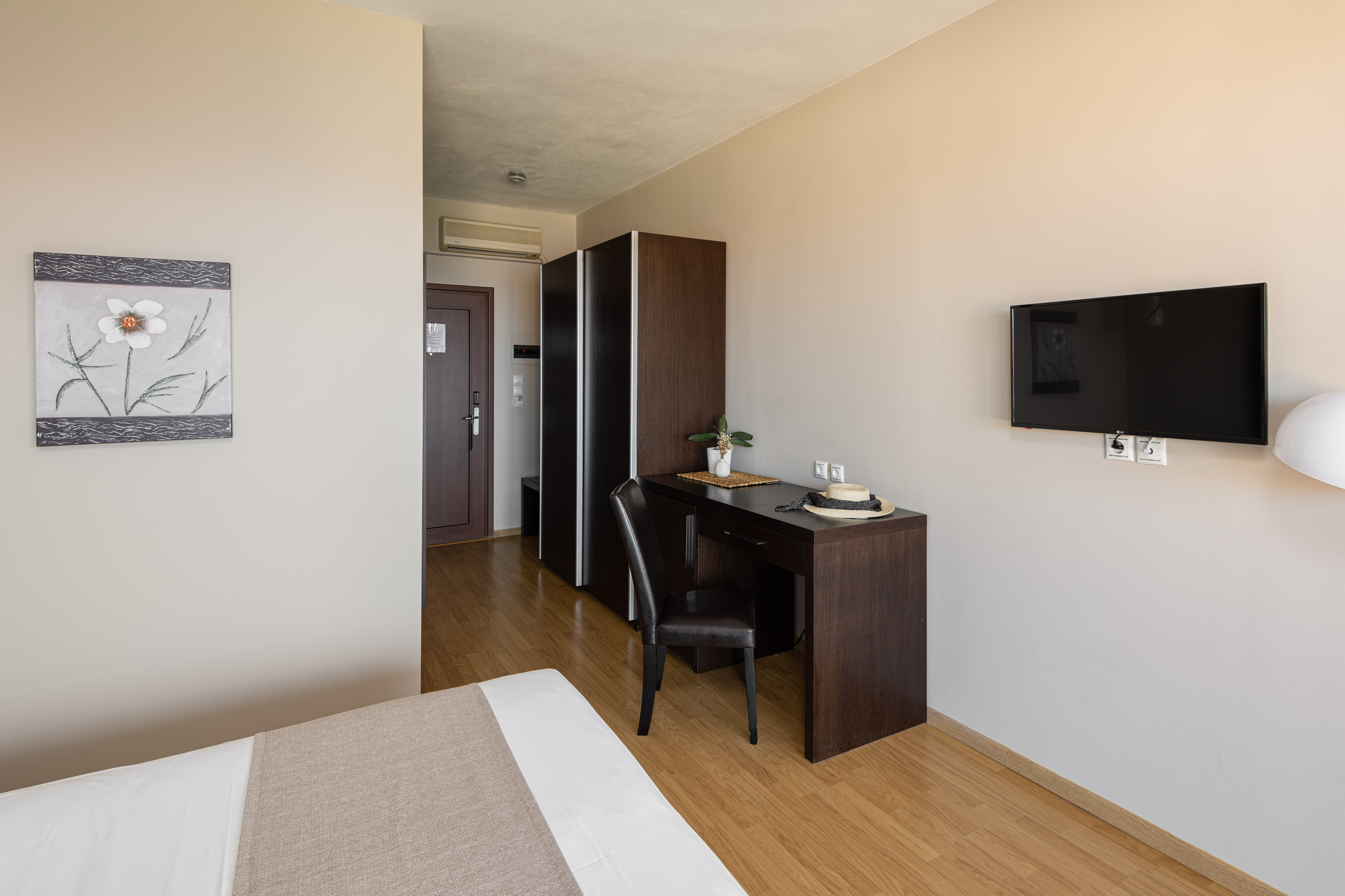 Double Superior King Bed