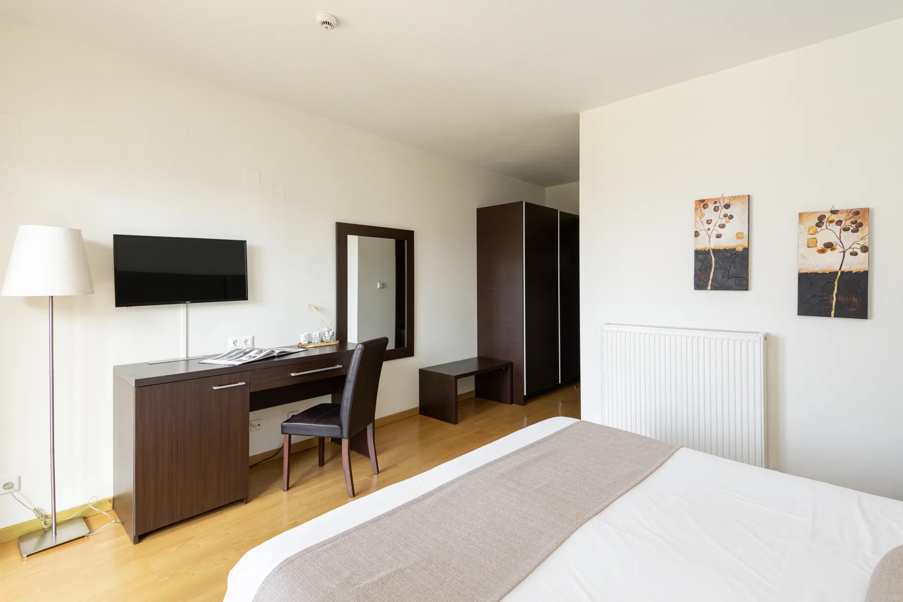 Double or Twin Side Sea View One Bedroom