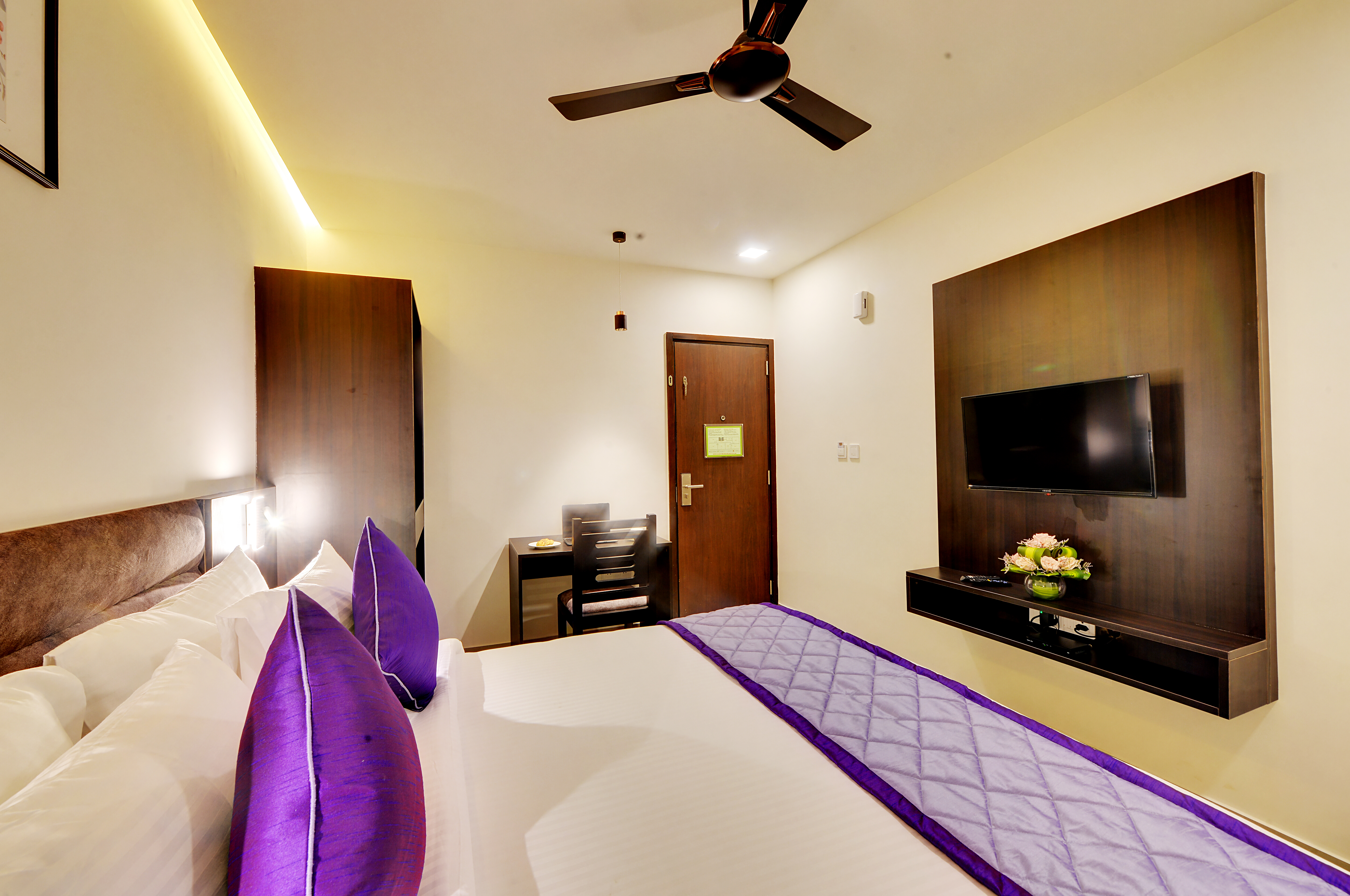 Double Superior King Bed