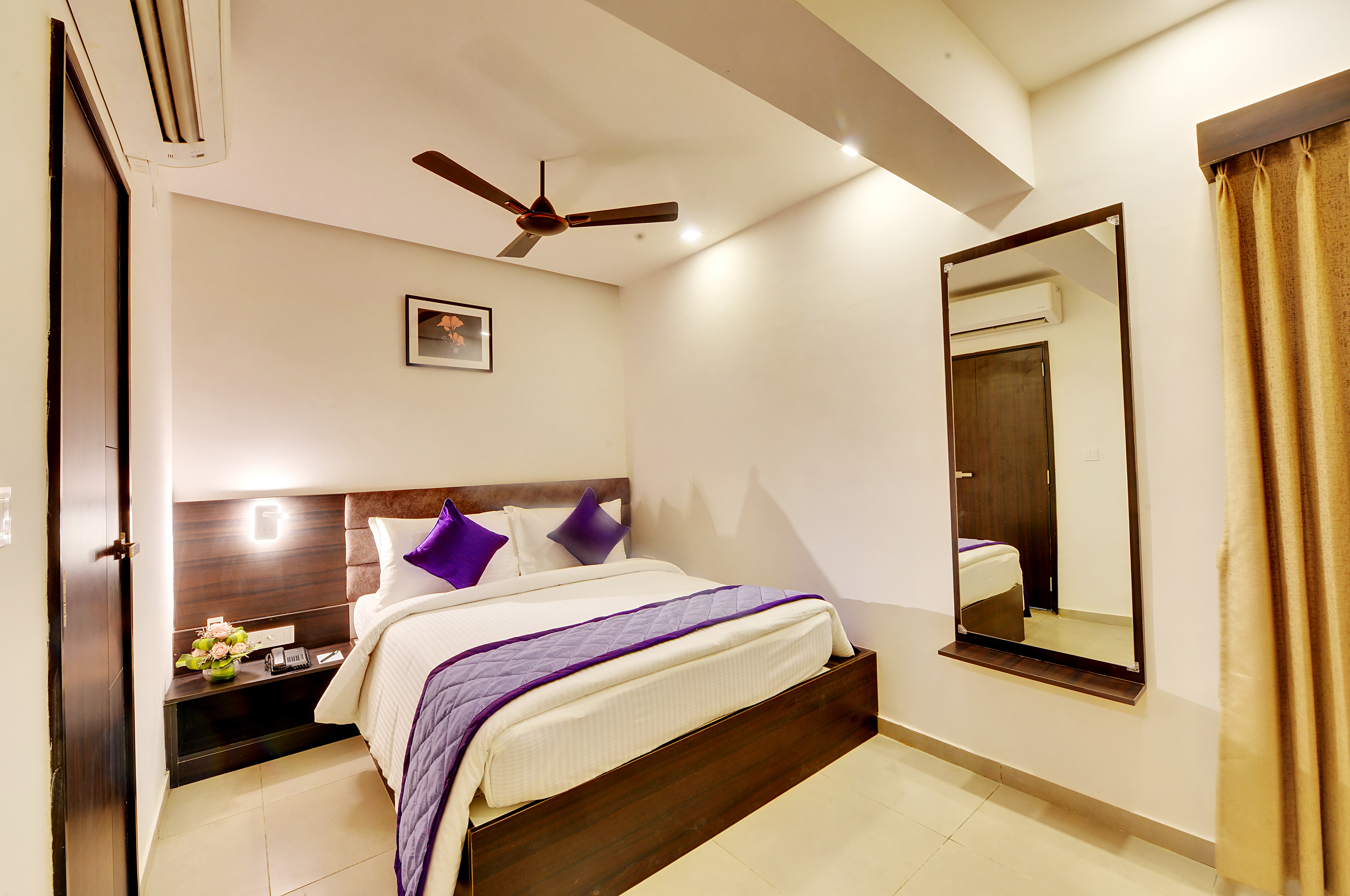 Double or Twin Deluxe King Bed