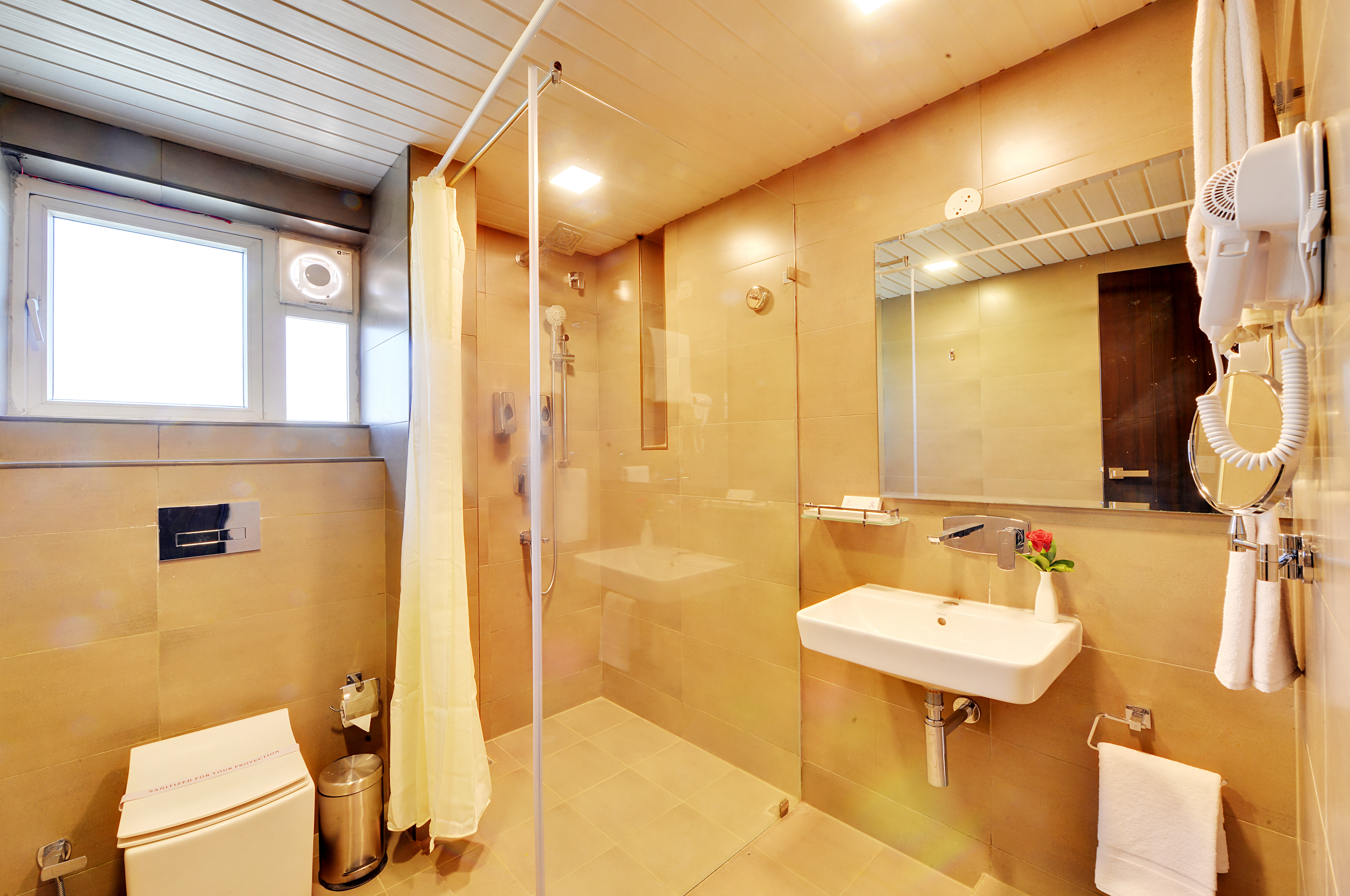 Double or Twin Deluxe King Bed