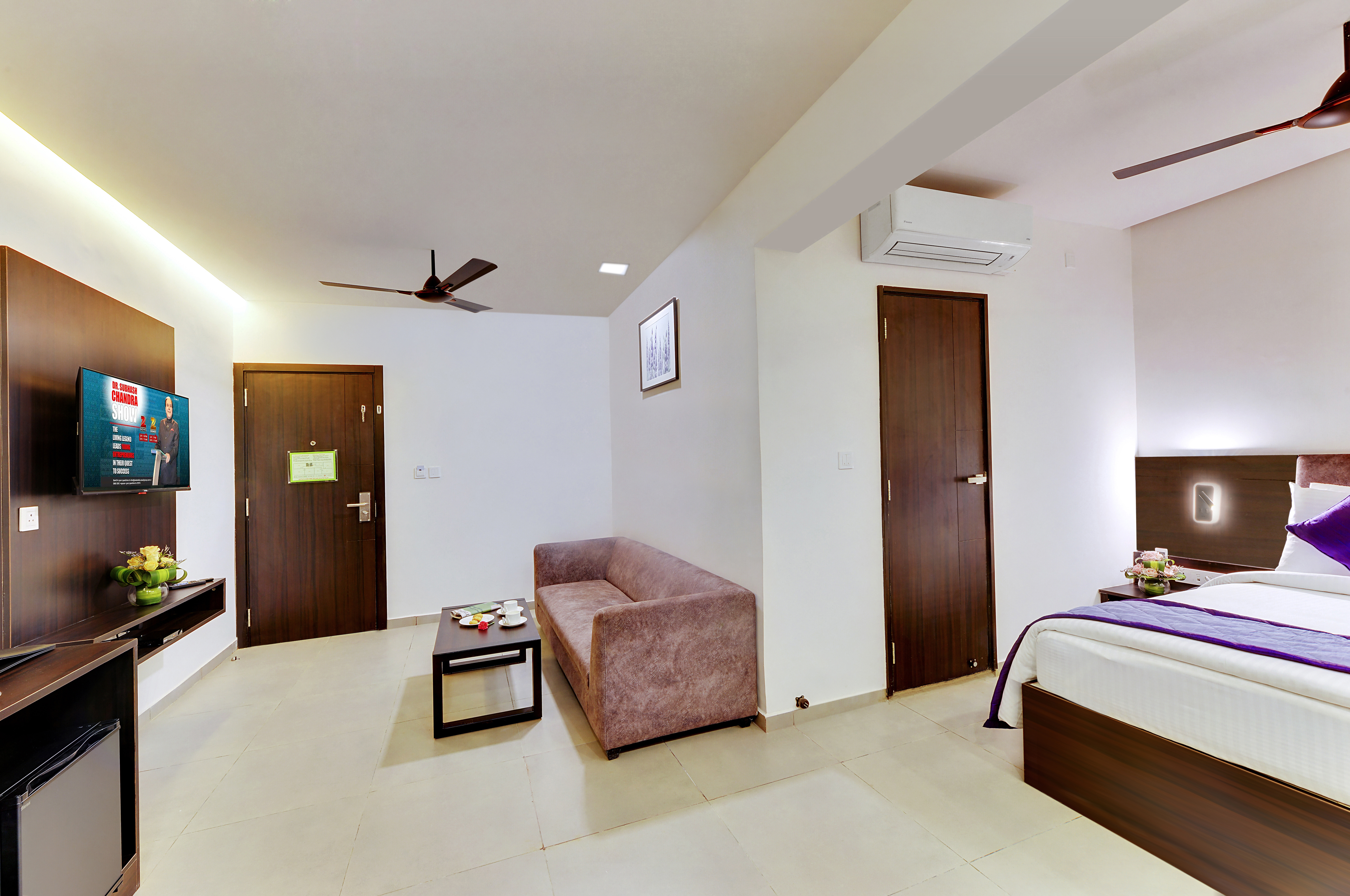 Double or Twin Deluxe King Bed