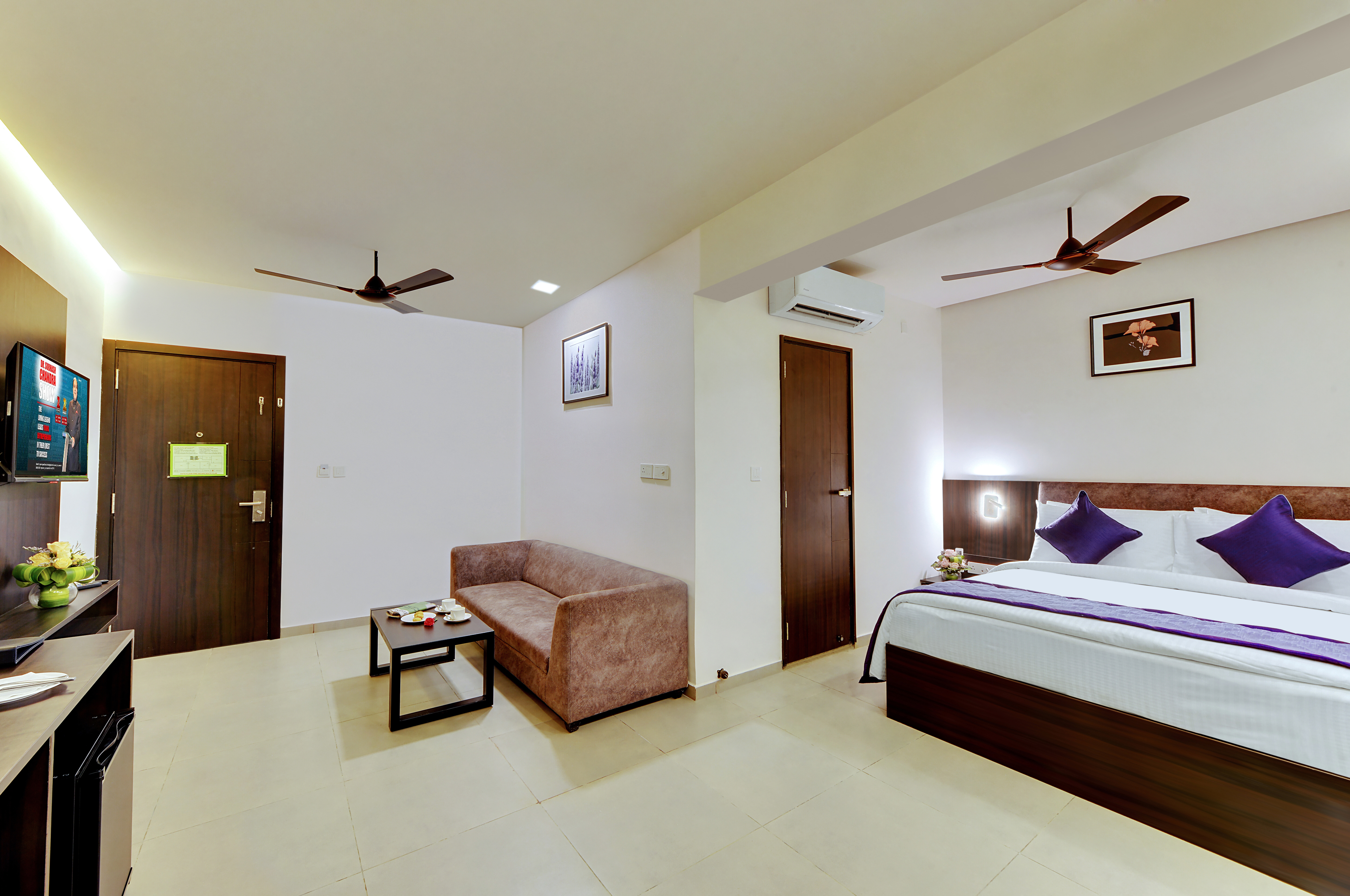 Double or Twin Deluxe King Bed