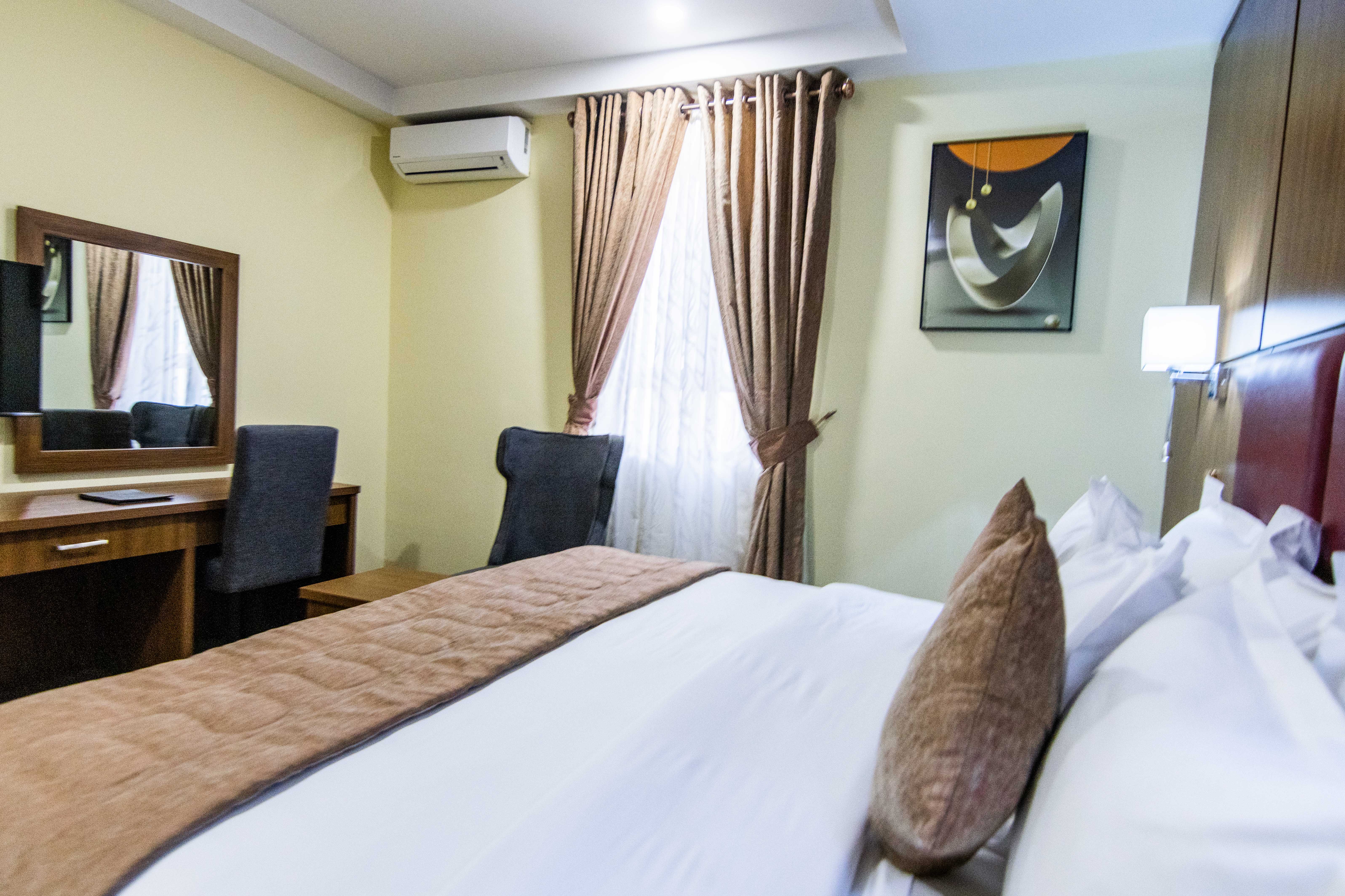 Double Superior King Bed